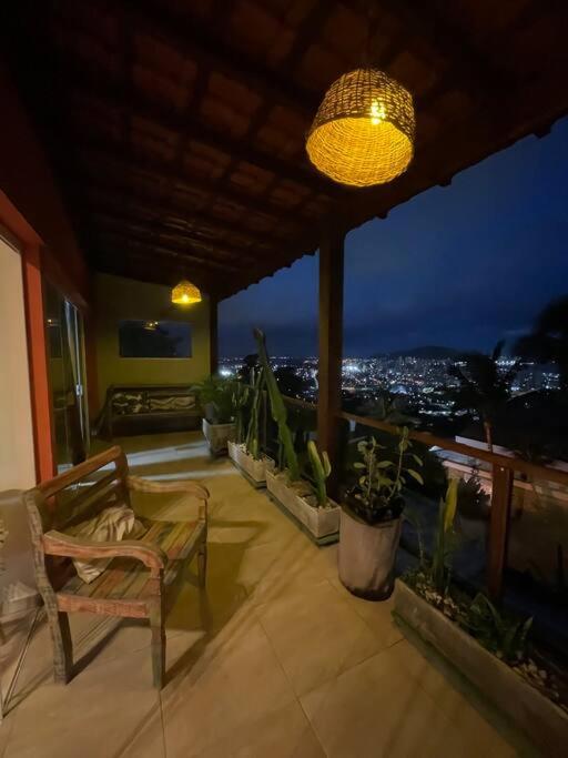 Mirante Seaview: Casa na Enseada com vista