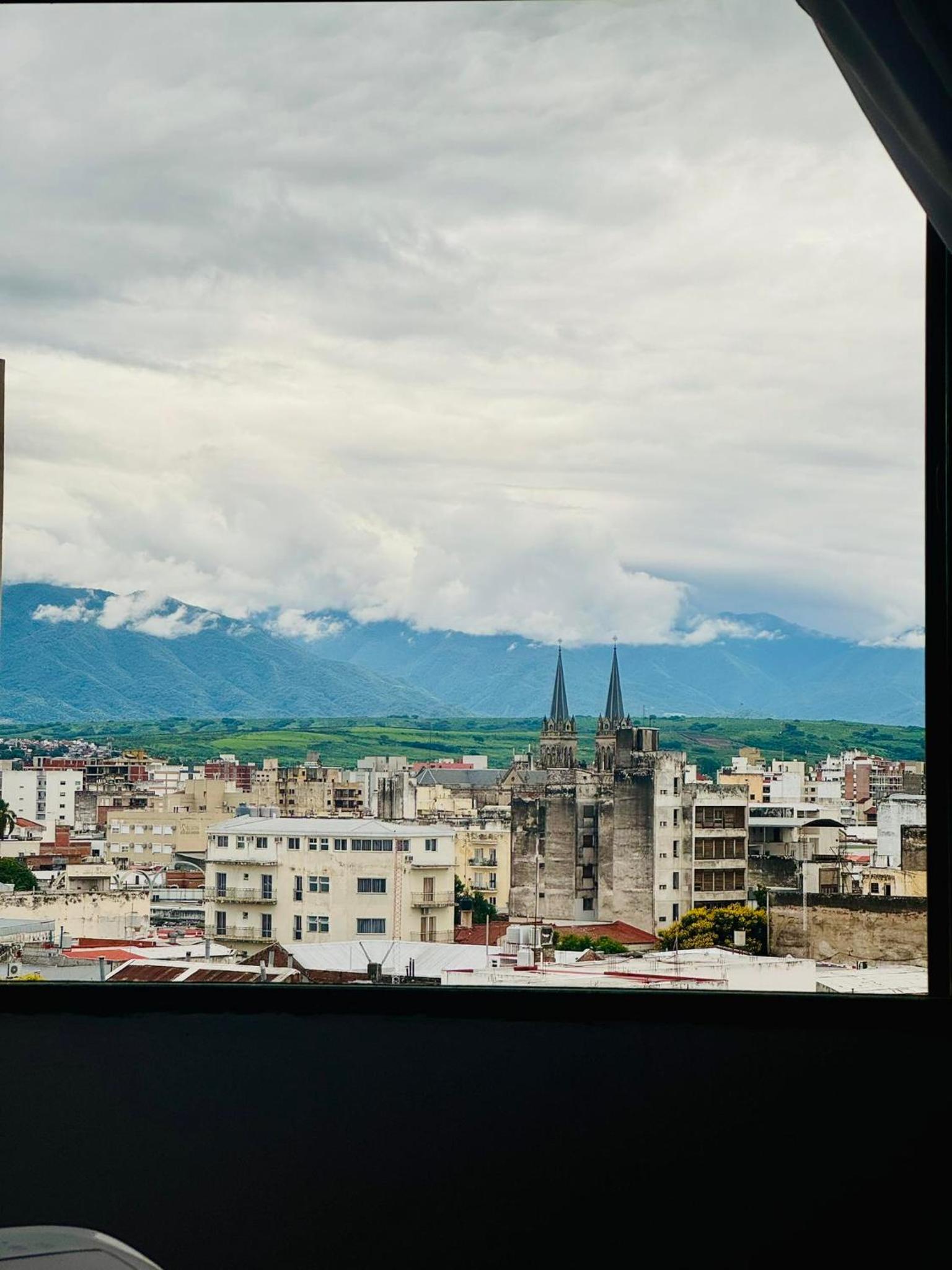 Live Salta & Departamento en centro de la ciudad