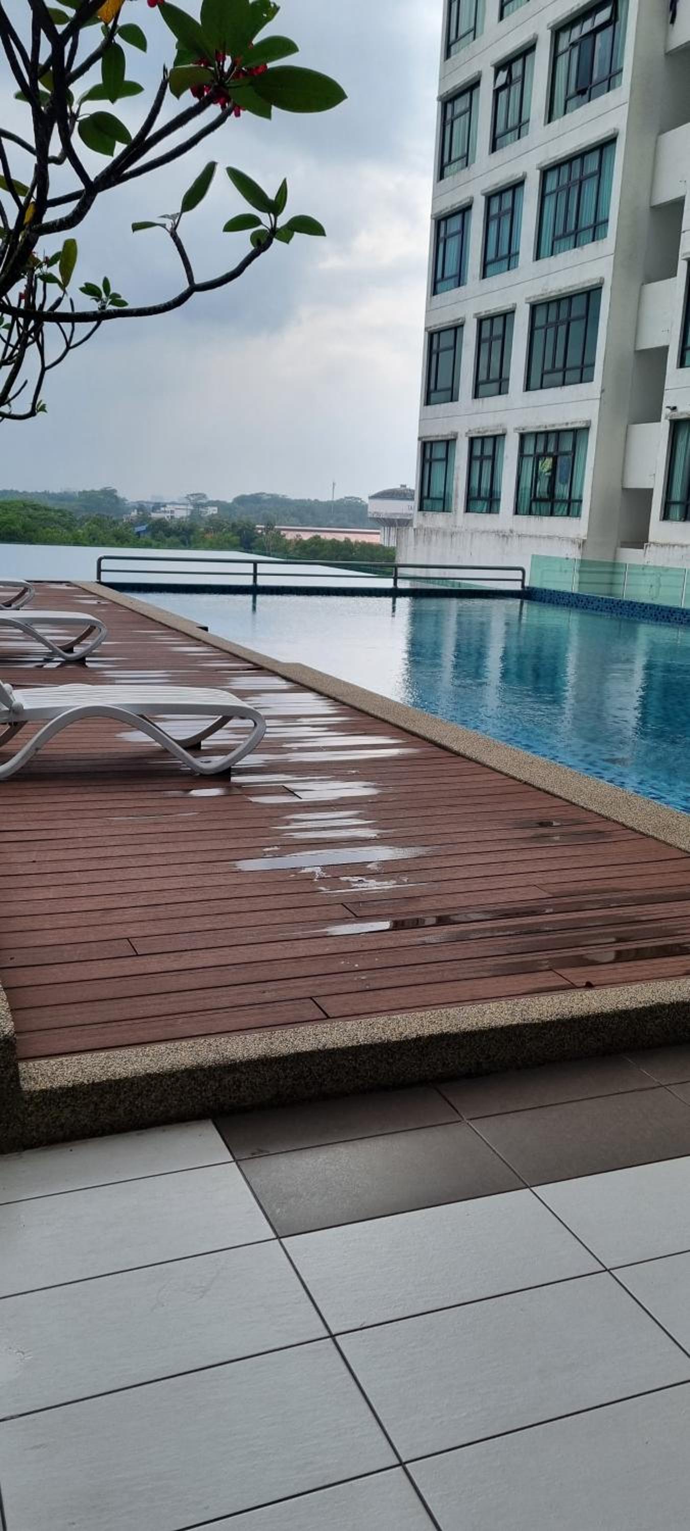IOI Residences Kempas utama