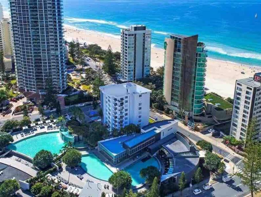 Surfers Paradise - 2B 2bath Oceanview apartment