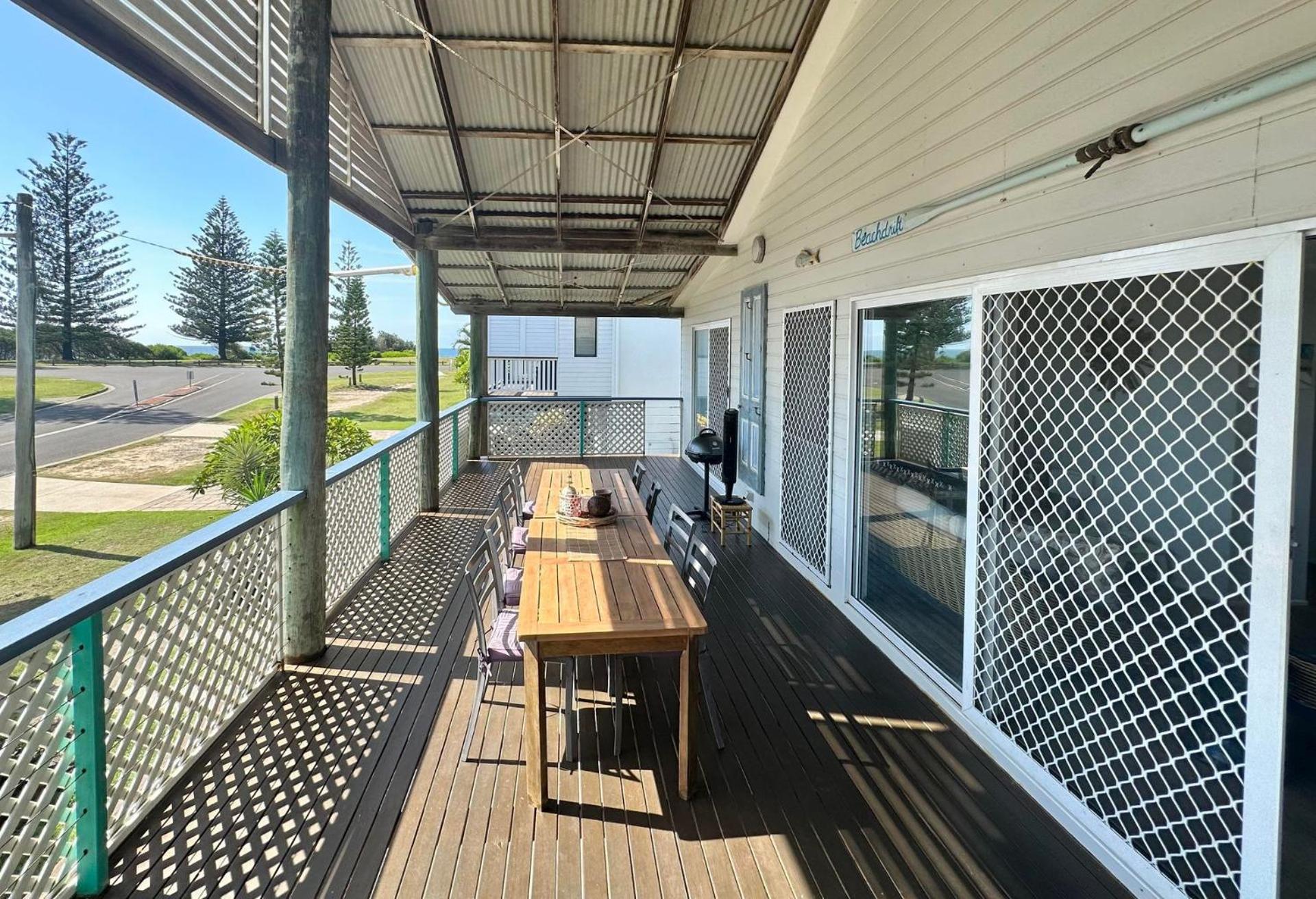 Beachdrift - Classic Beach House - Holiday Yamba