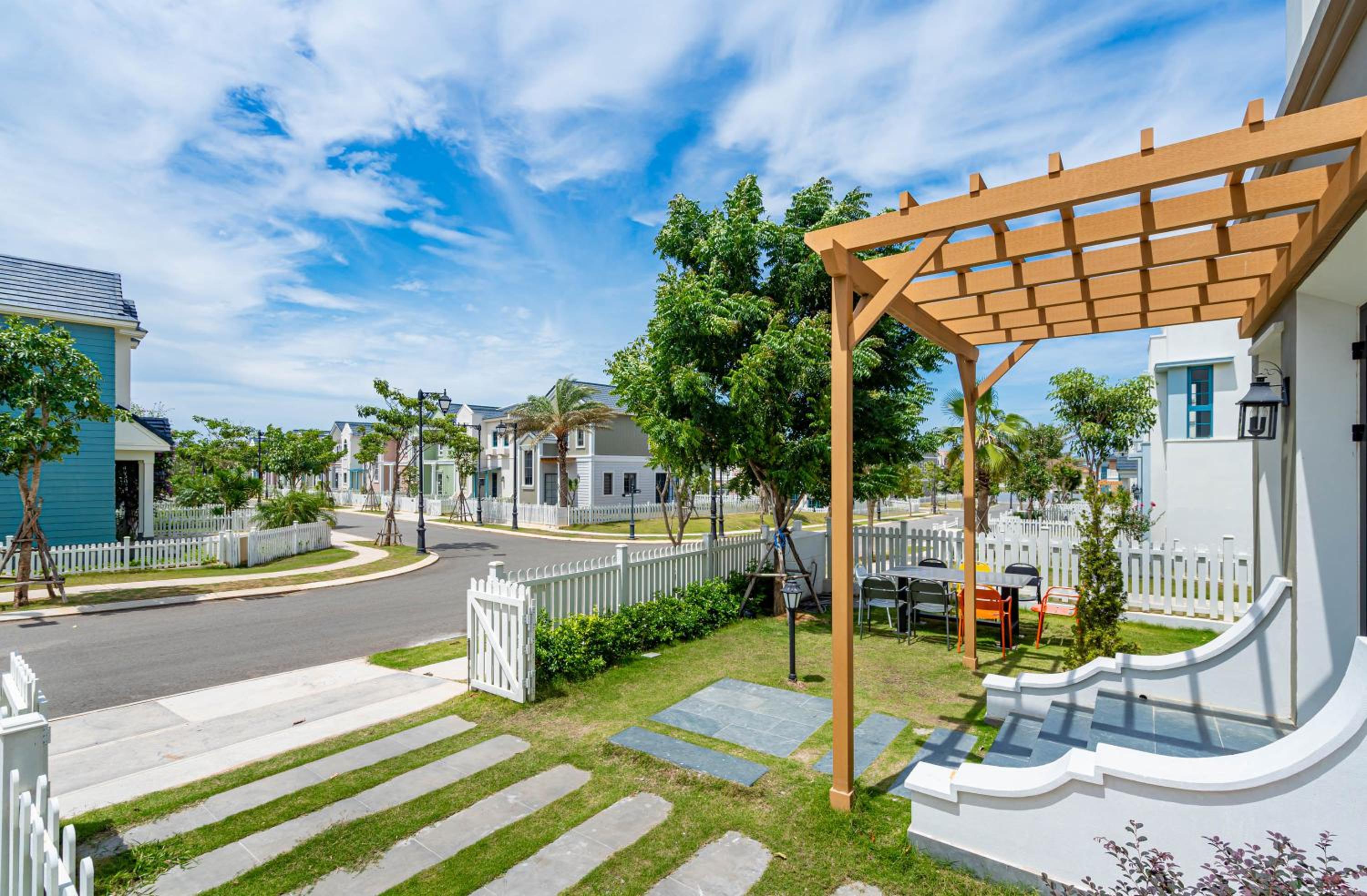 GIA HUY TRAVEL - Villa NovaWorld Phan Thiet 06-13 view 5