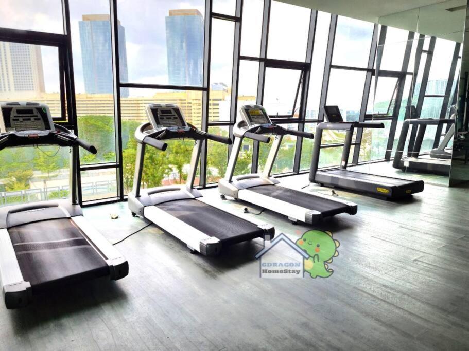 Mosaic Southkey 3BR near to mid-valley mega mall by Gdragon Homestay