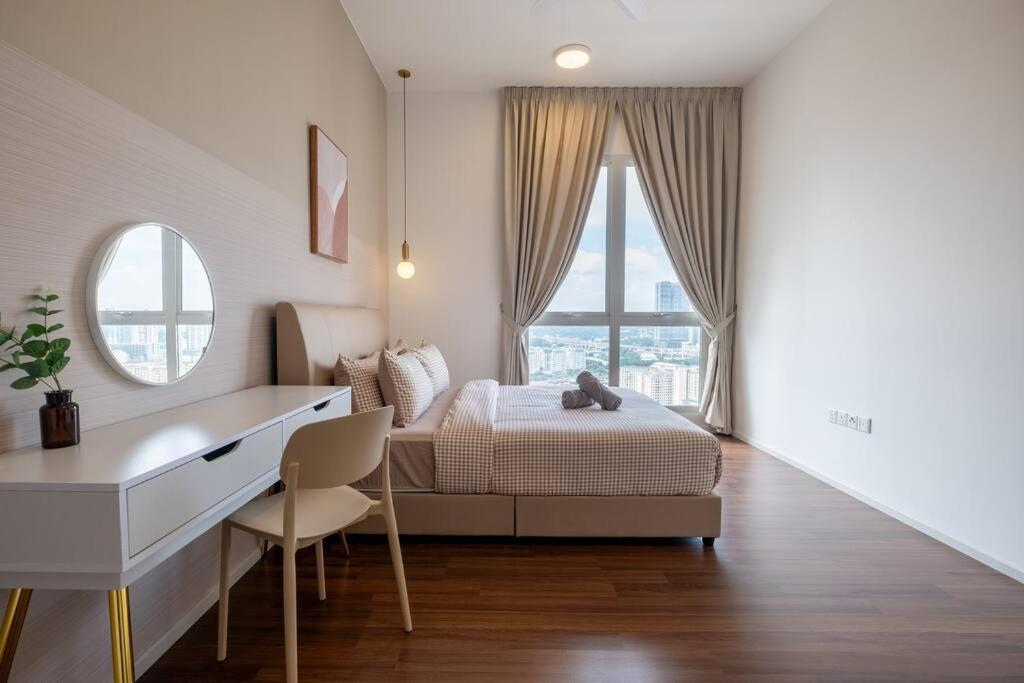 UNA Residence By Feel Home Malaysia opposite Sunway Velocity Mall