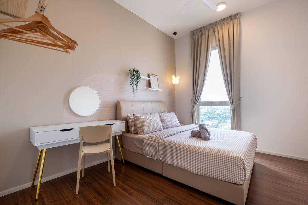 UNA Residence By Feel Home Malaysia opposite Sunway Velocity Mall