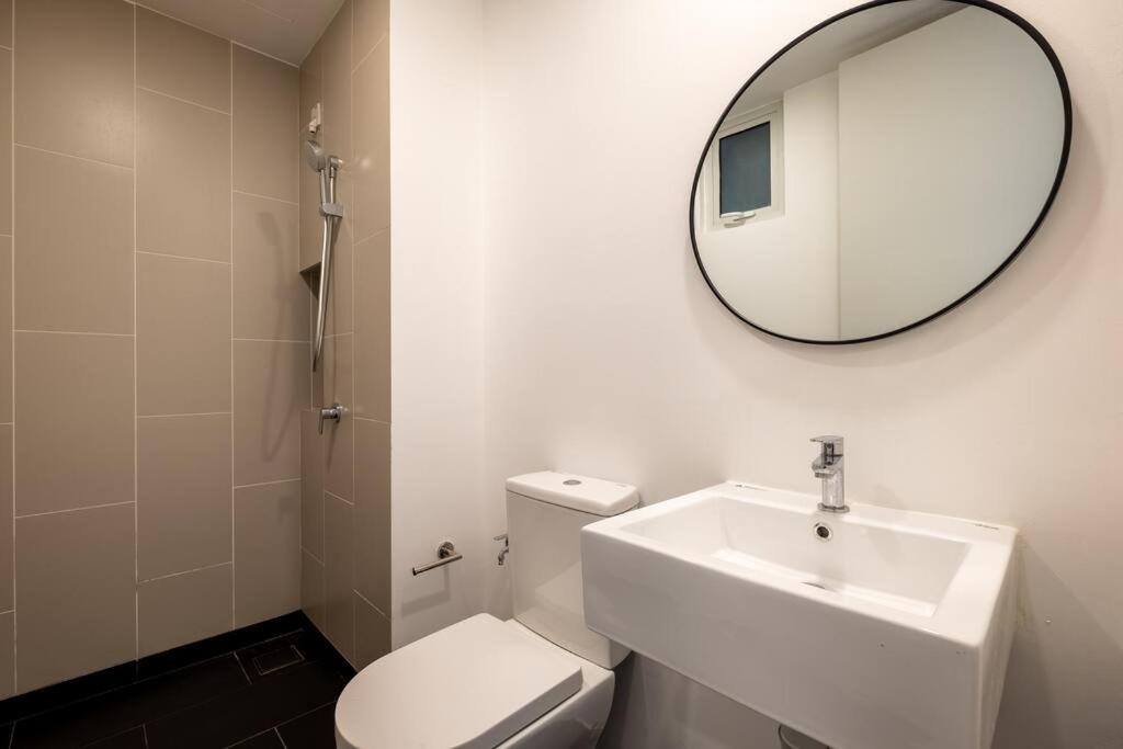UNA Residence By Feel Home Malaysia opposite Sunway Velocity Mall