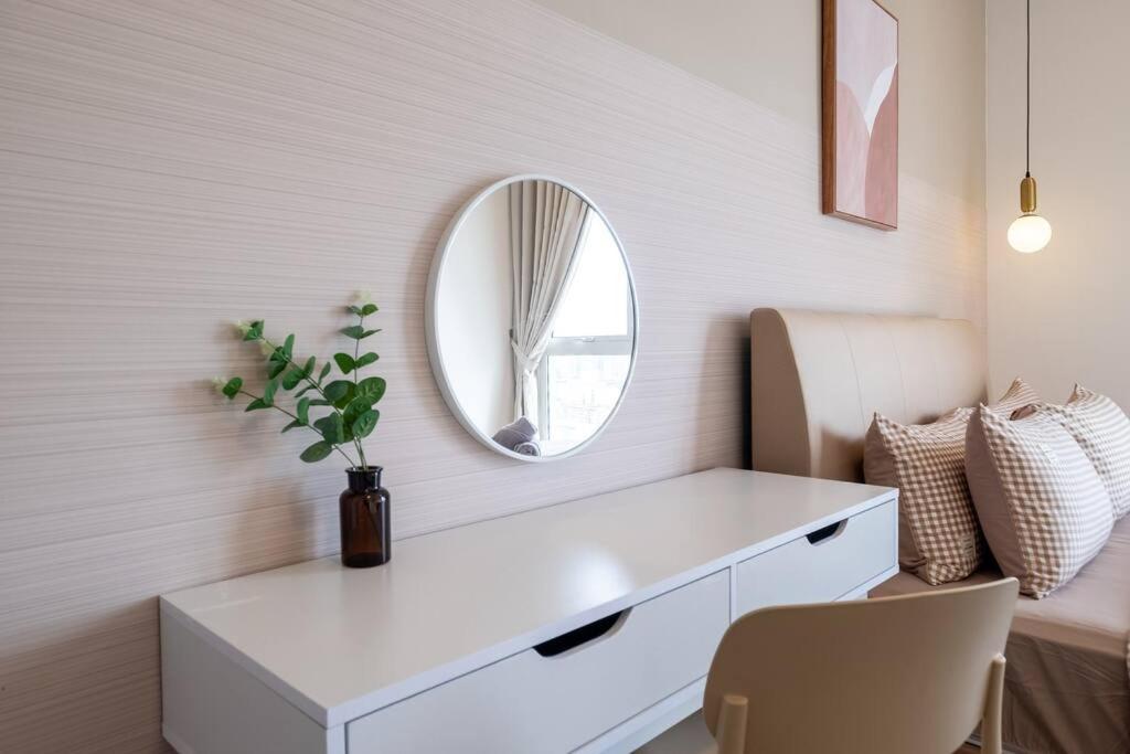 UNA Residence By Feel Home Malaysia opposite Sunway Velocity Mall