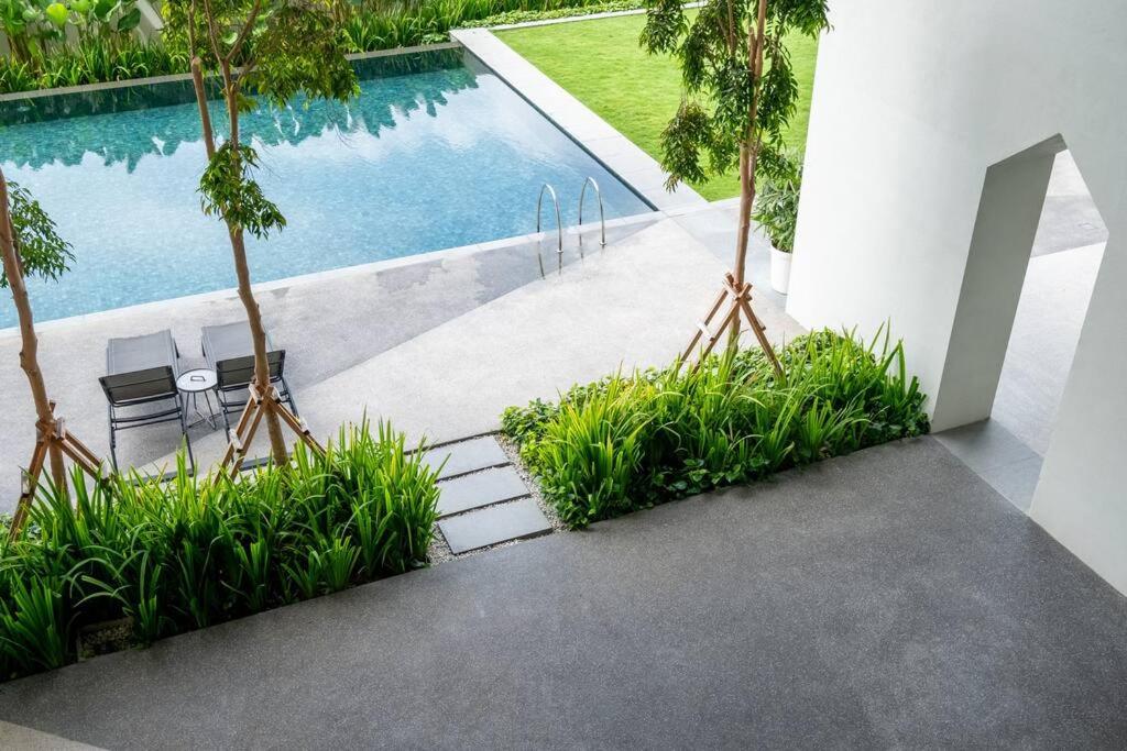 UNA Residence By Feel Home Malaysia opposite Sunway Velocity Mall