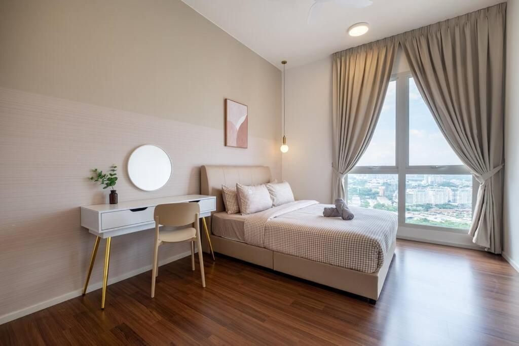 UNA Residence By Feel Home Malaysia opposite Sunway Velocity Mall