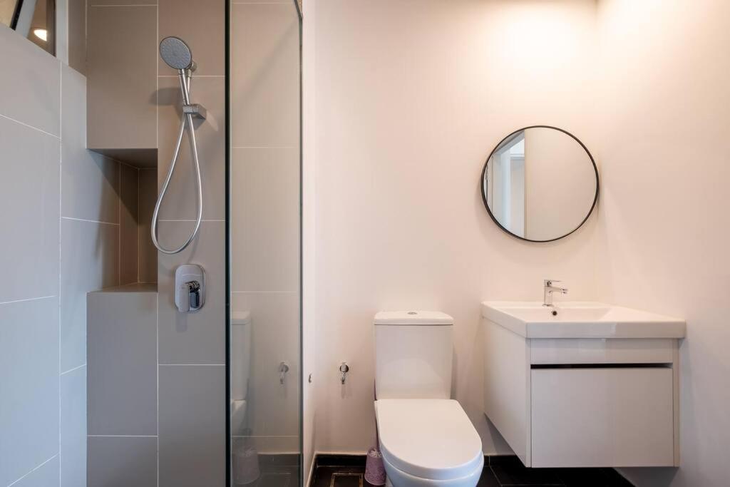 UNA Residence By Feel Home Malaysia opposite Sunway Velocity Mall