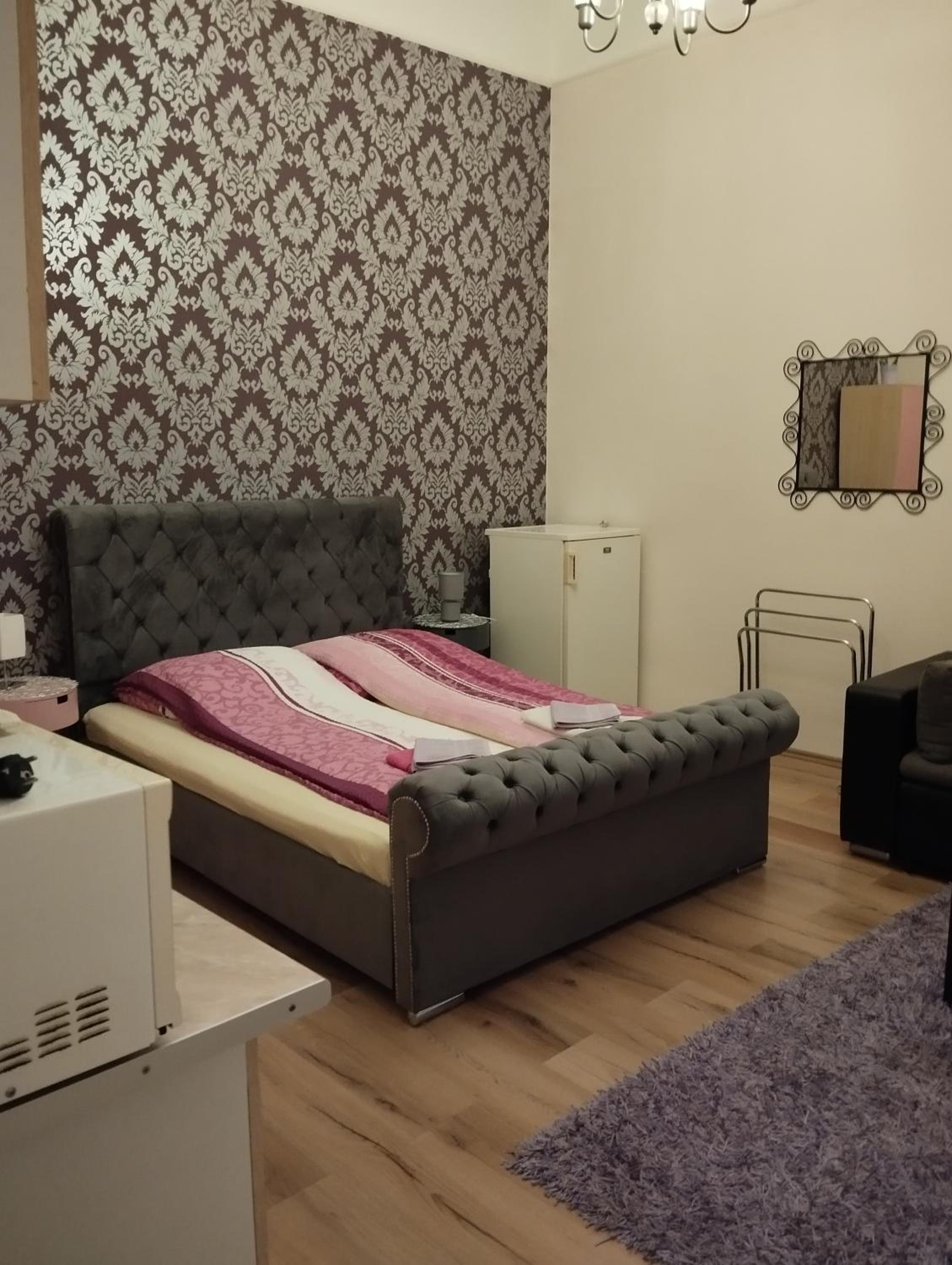 Mandy Apartments