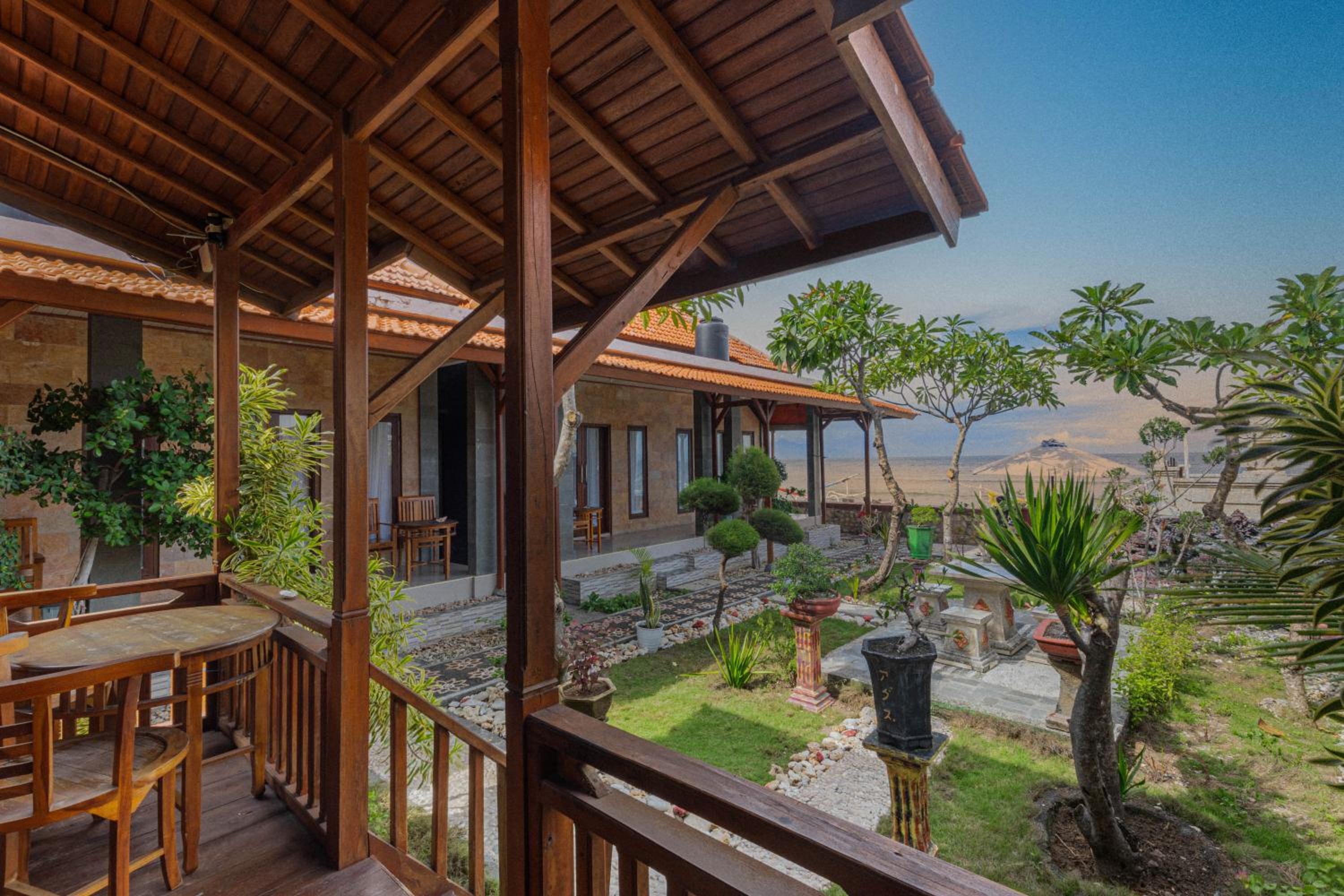 Swan Beach Inn
