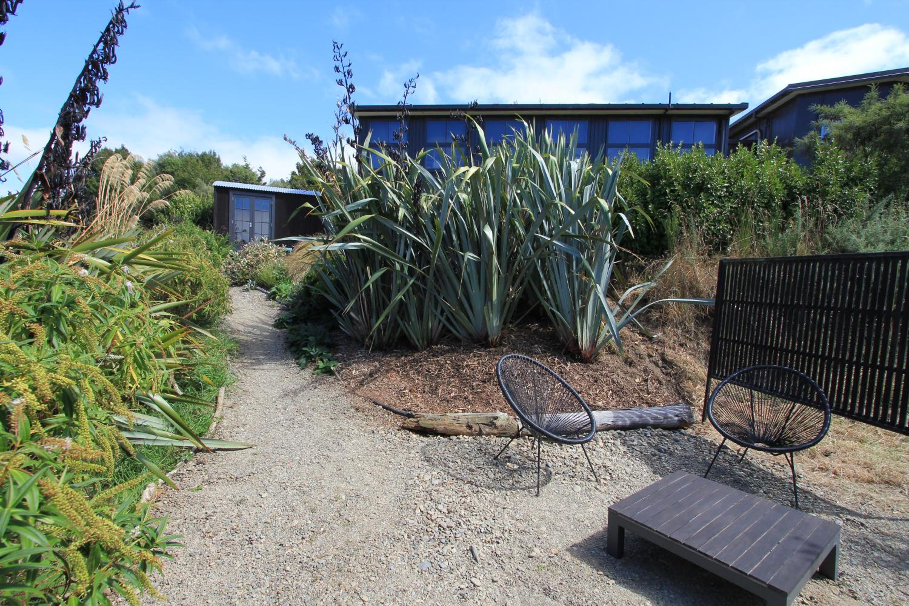 The Bird Hide - rustic luxury by the water view 3