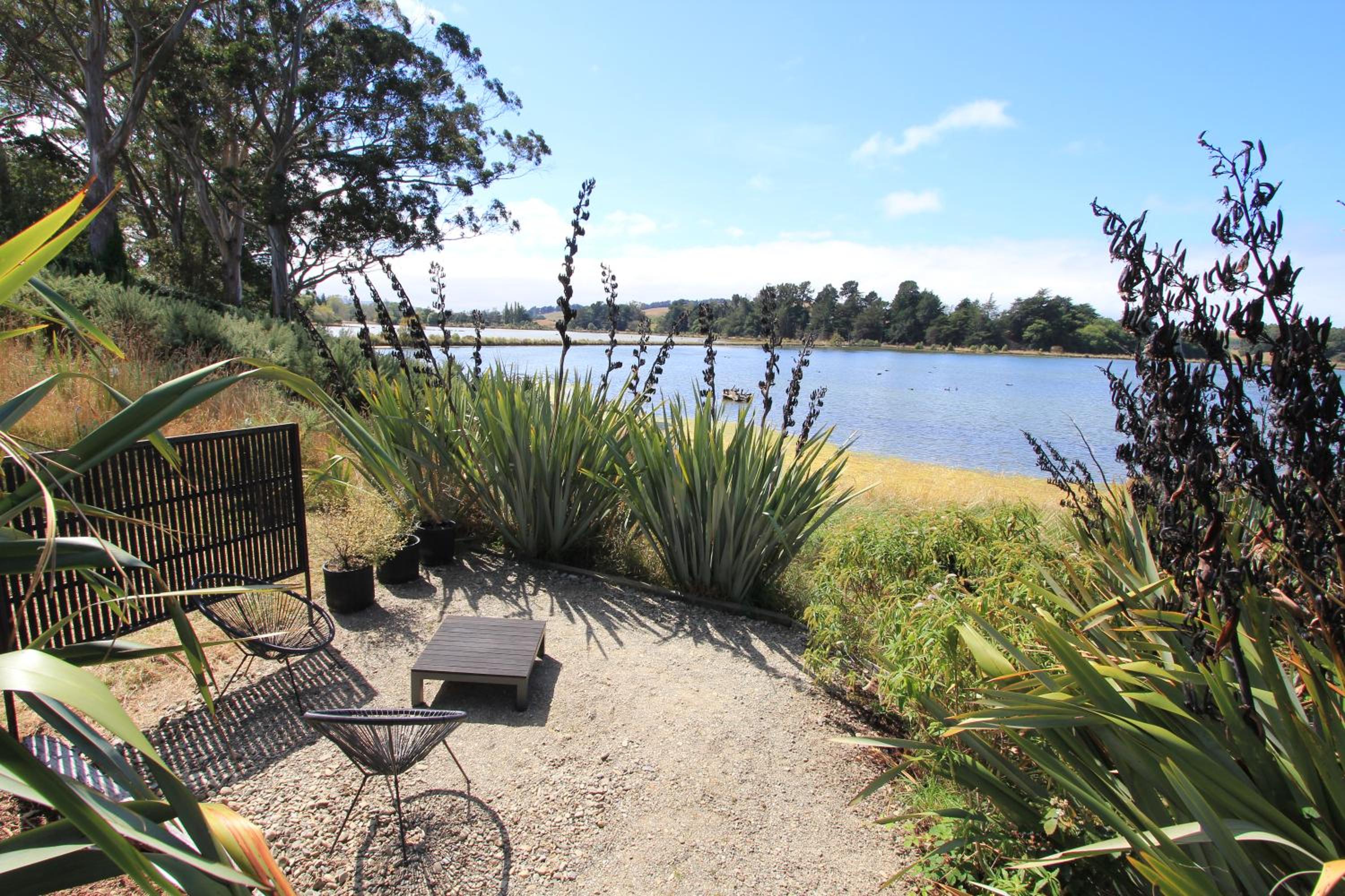 The Bird Hide - rustic luxury by the water view 4