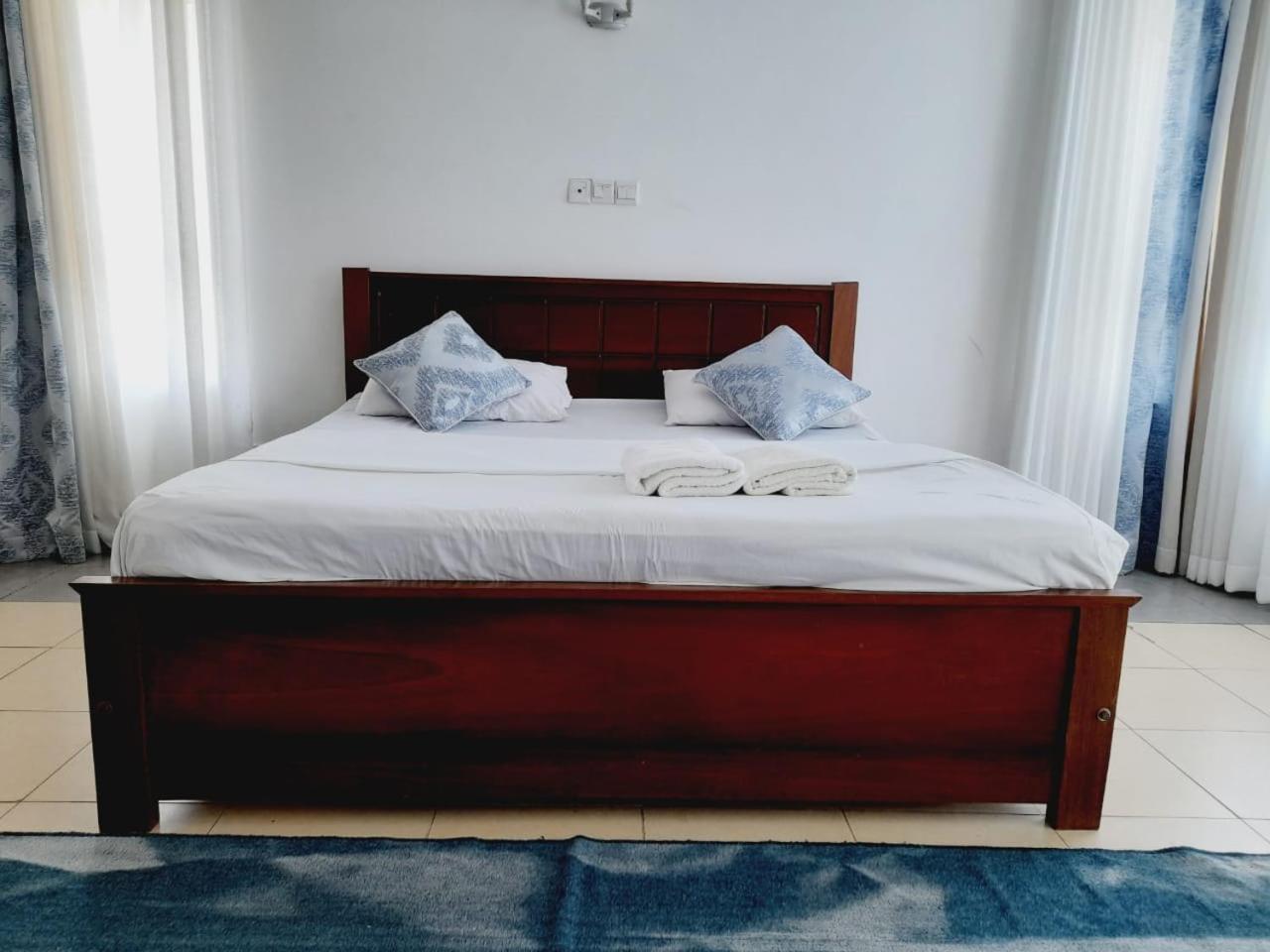 Lux Suites Nyali Beachfront Apartments view 2