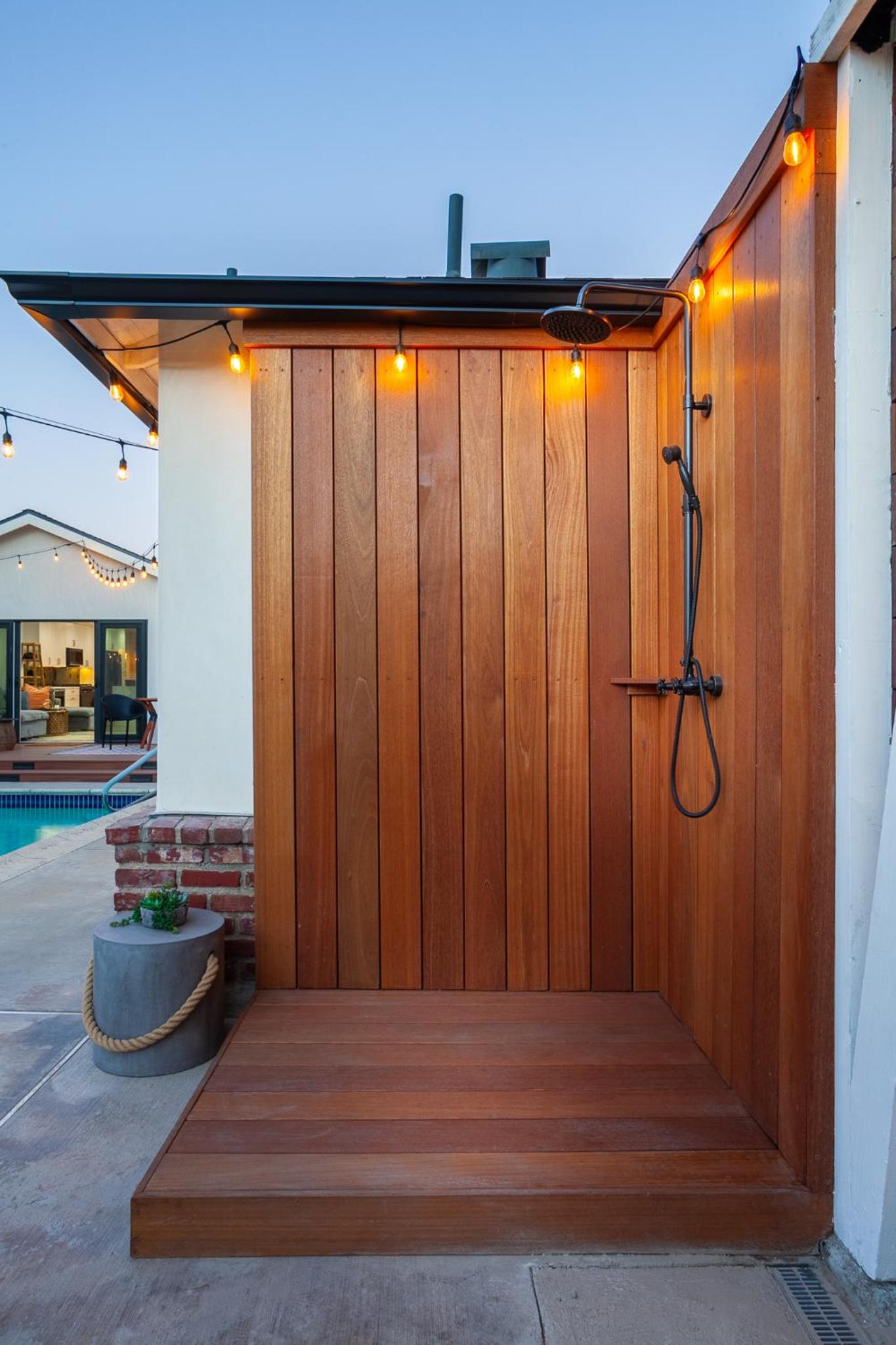 New House with Private Pool, Jacuzzi, Sauna and Cabana