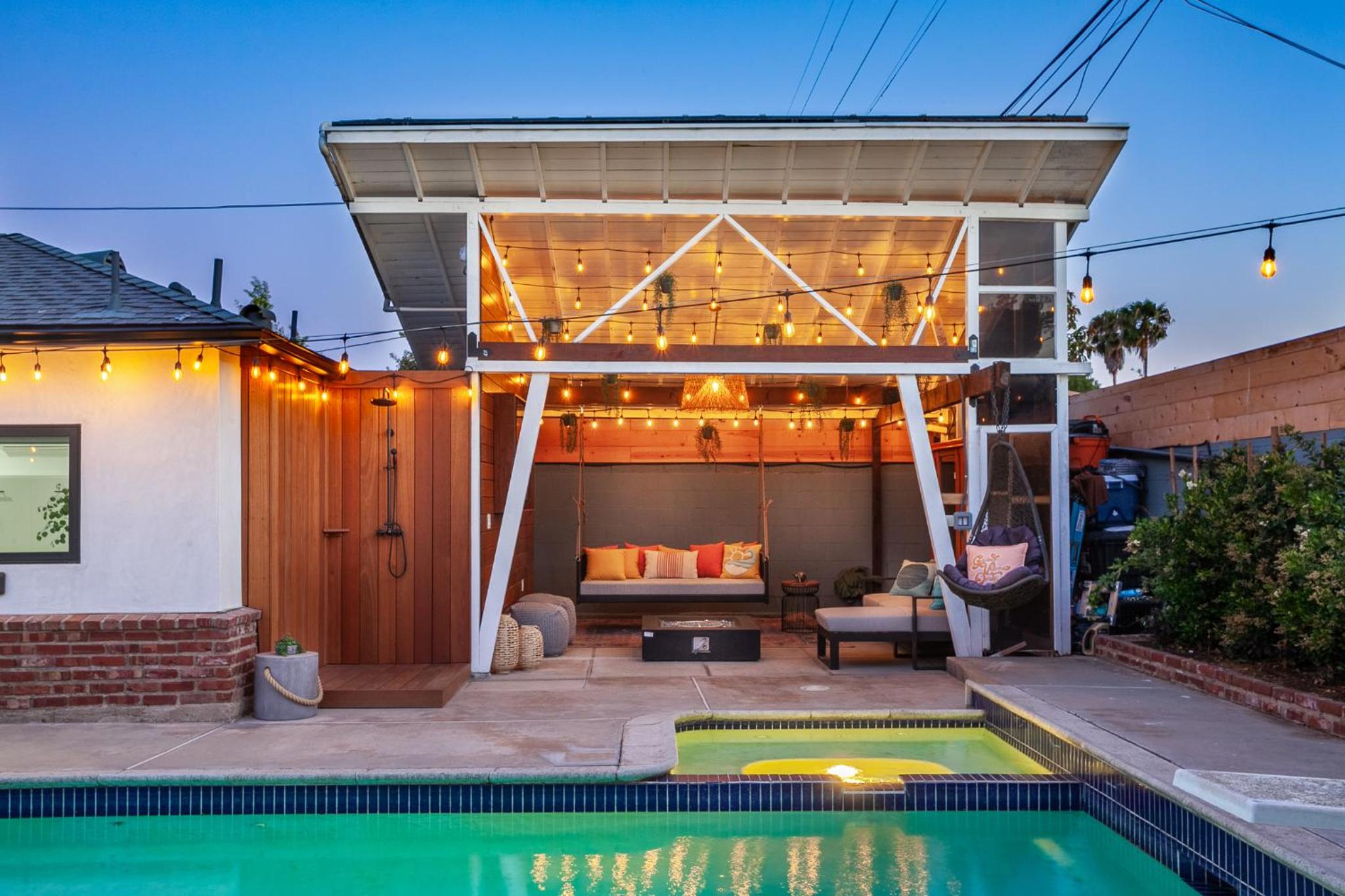 New House with Private Pool, Jacuzzi, Sauna and Cabana