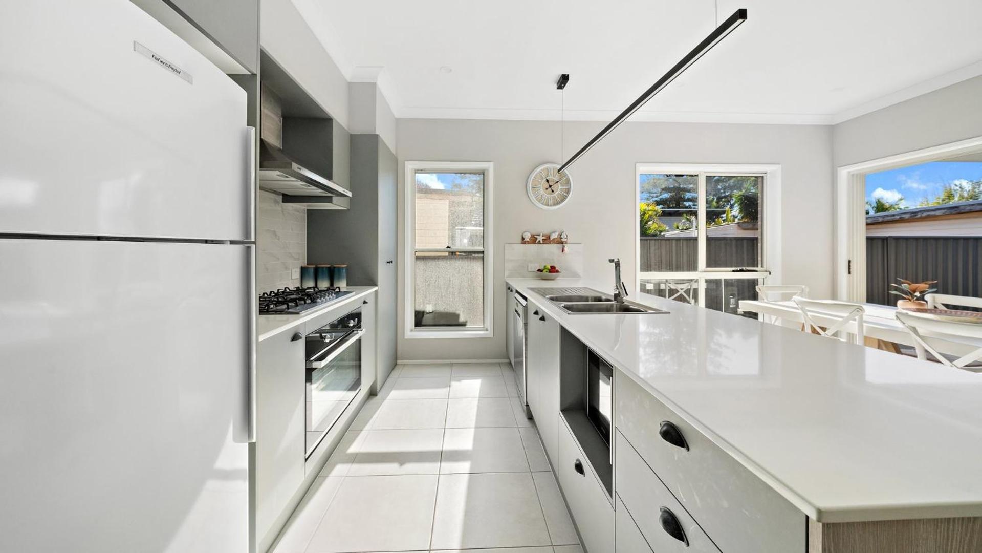 Seachange Umina- Modern, close to shops, beach