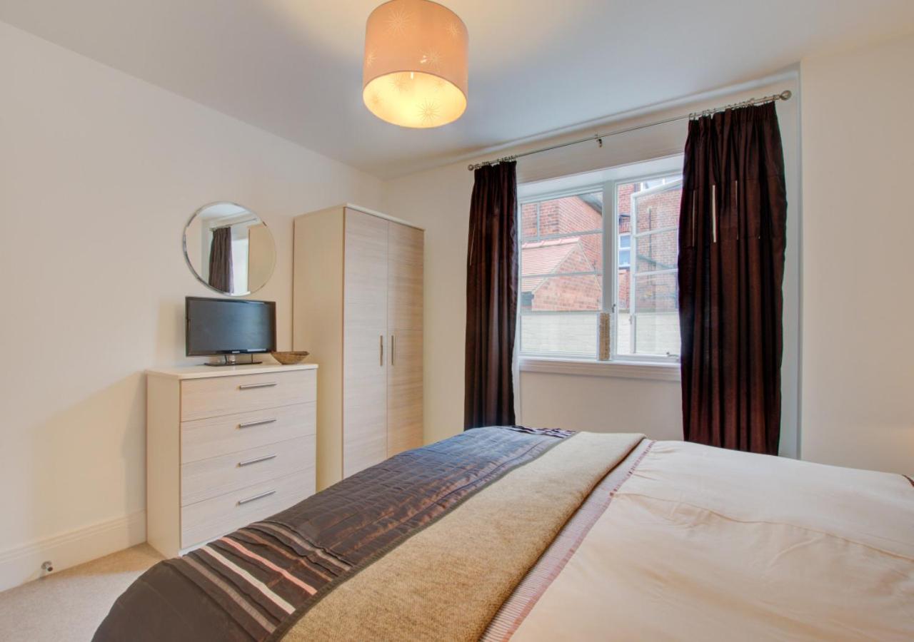 2 Bed in Whitby oc-w814