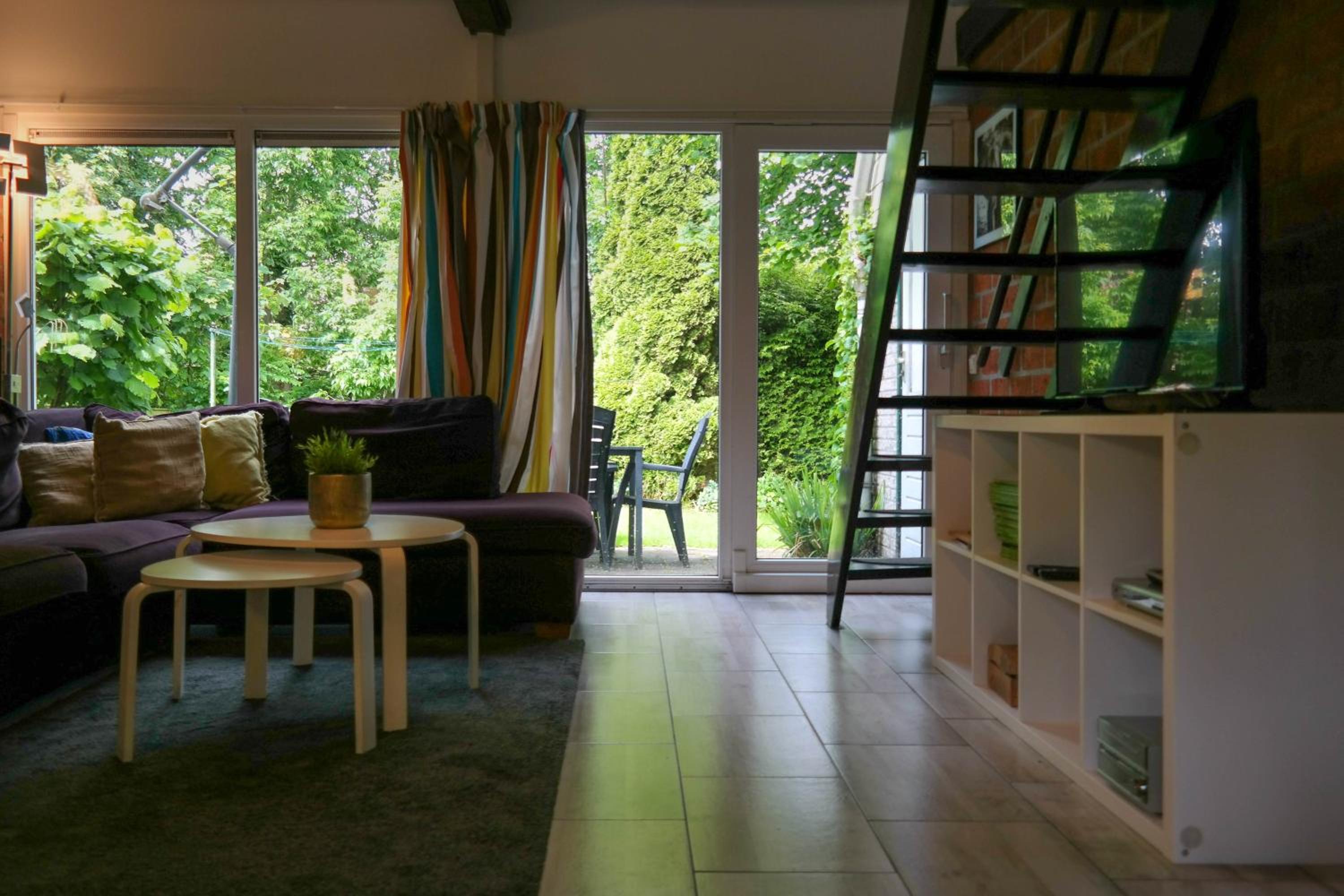 Fee 5 pers Modern holiday home with sauna and fenced garden view 5