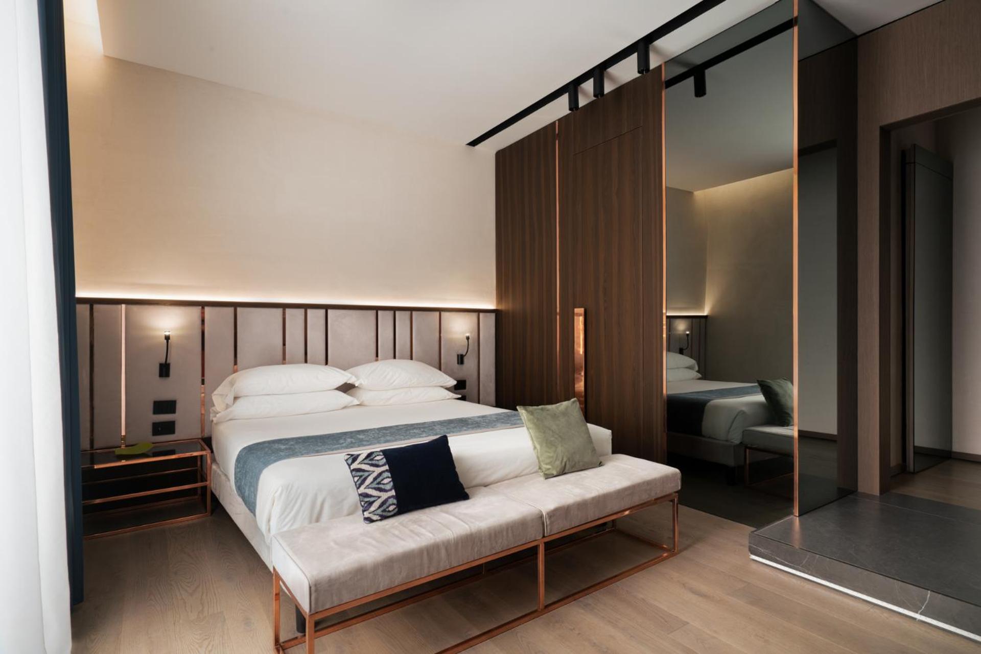 Agra Suites