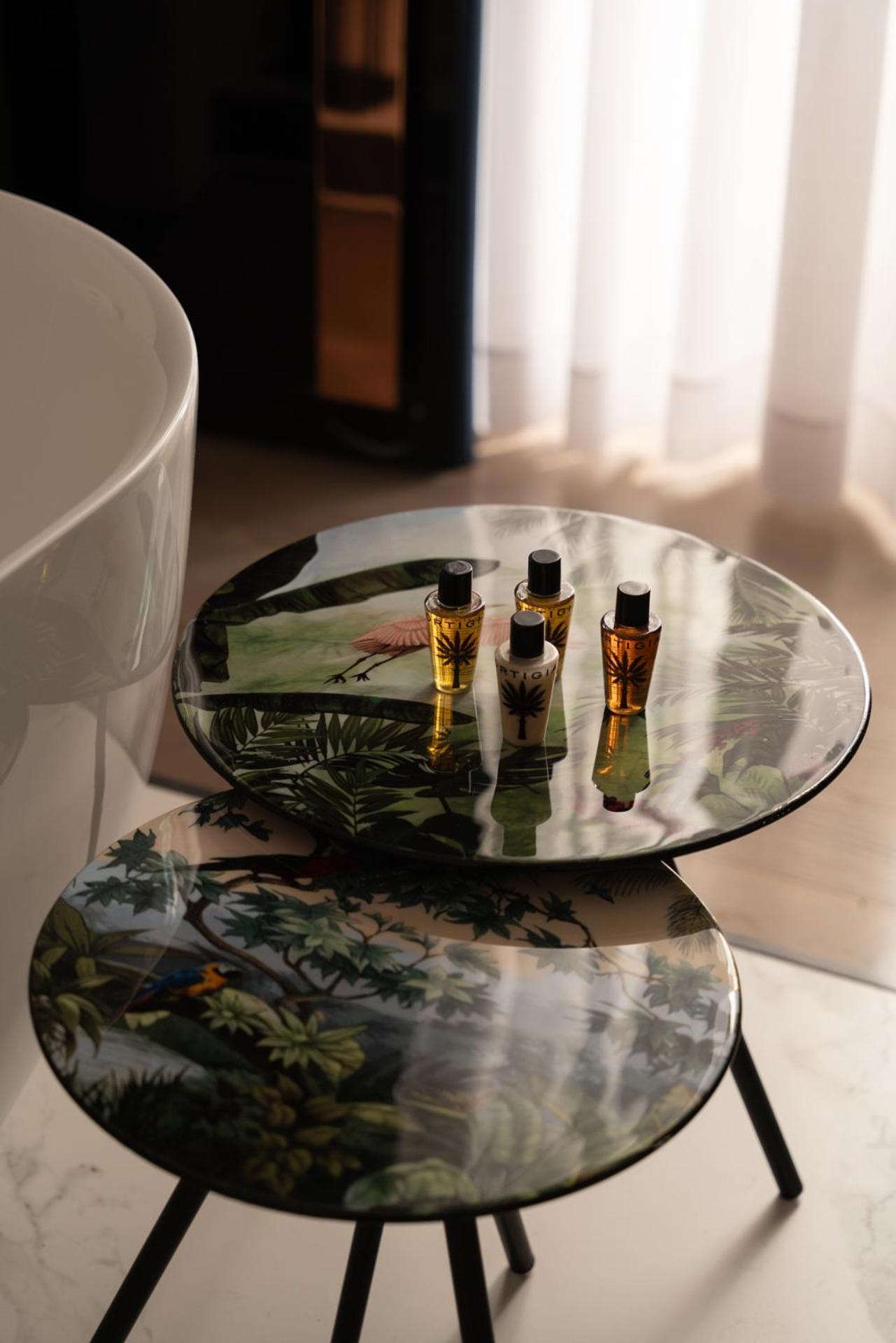Agra Suites