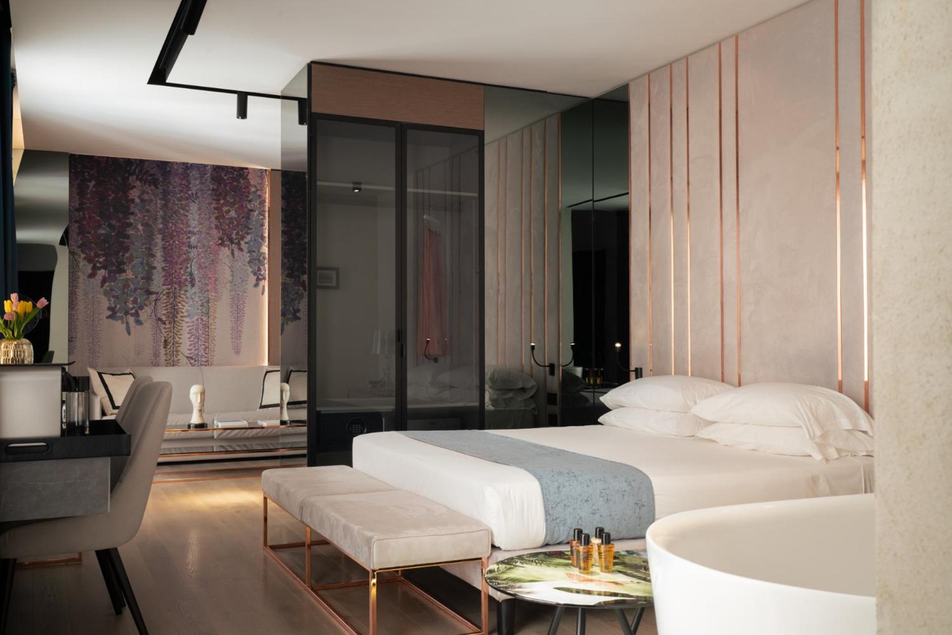 Agra Suites