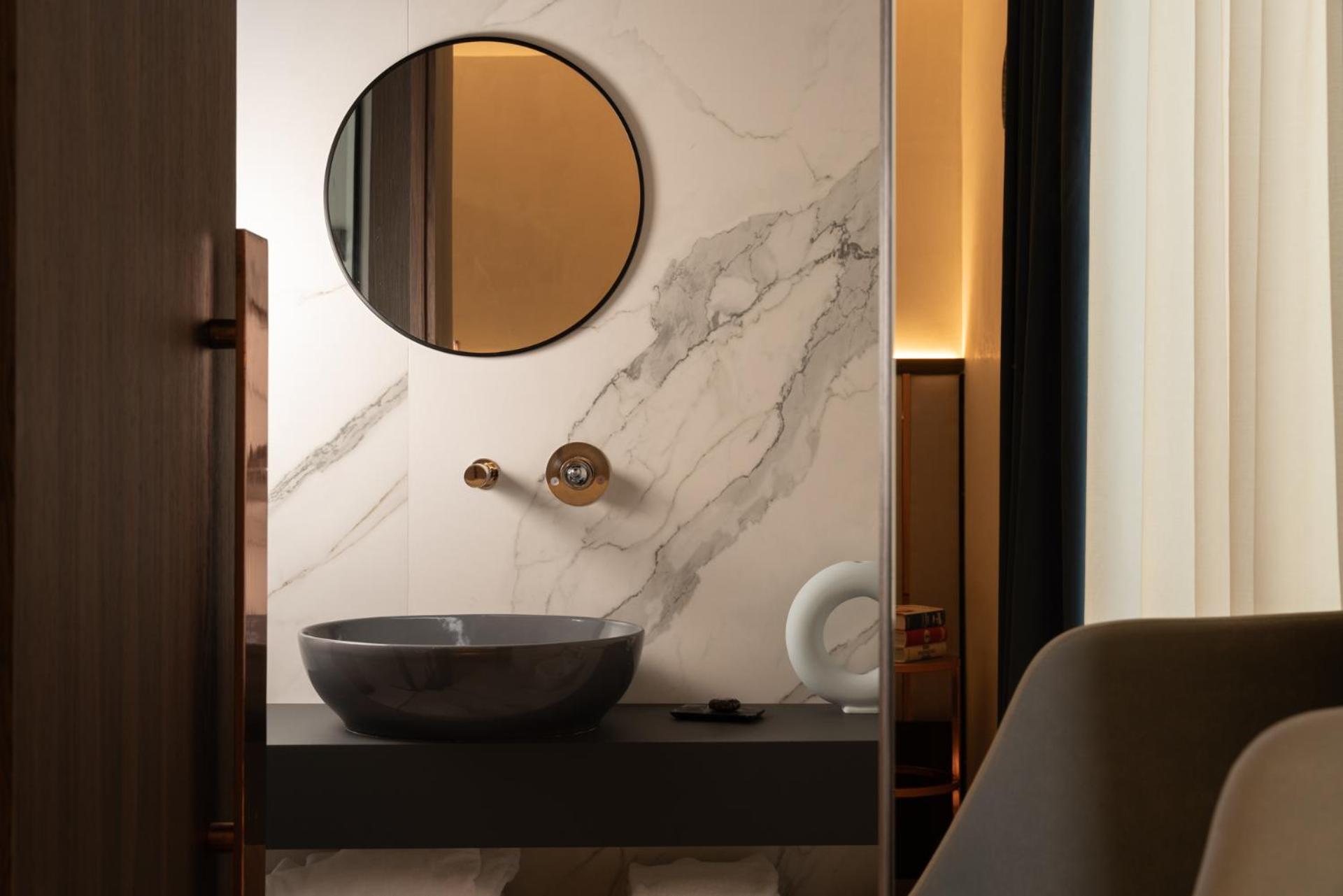 Agra Suites