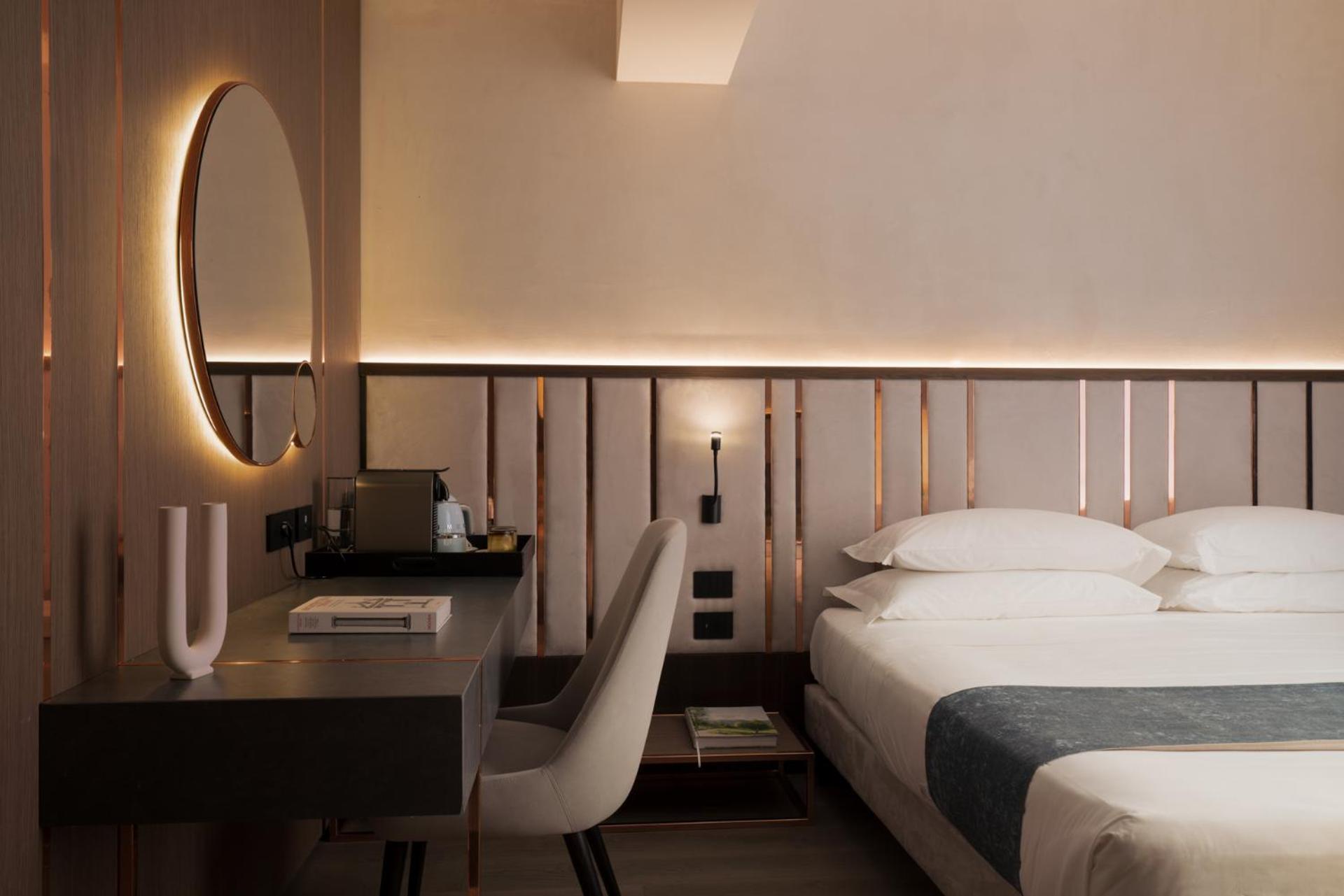 Agra Suites