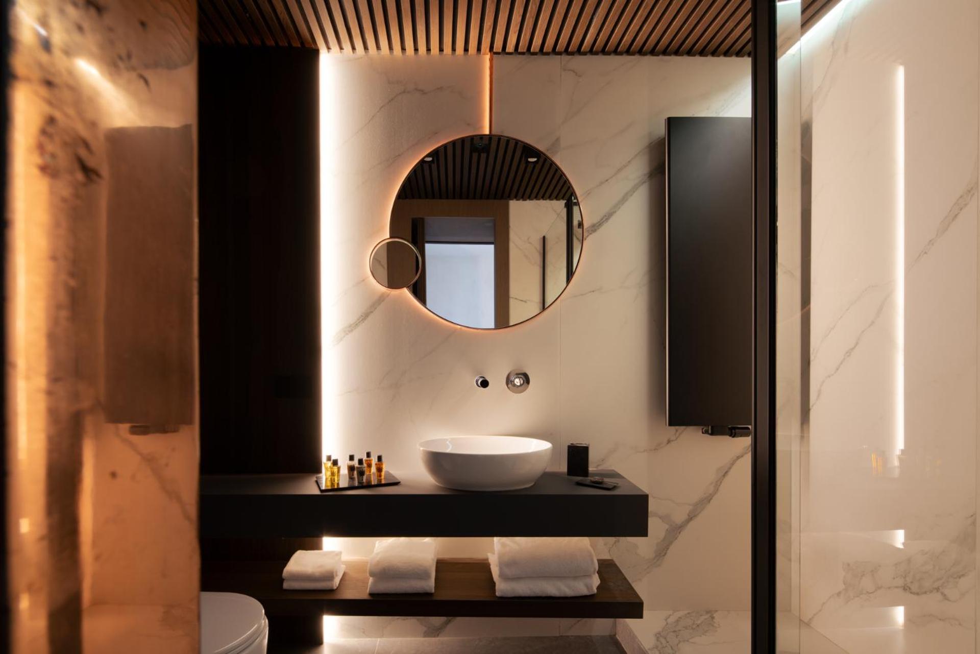 Agra Suites