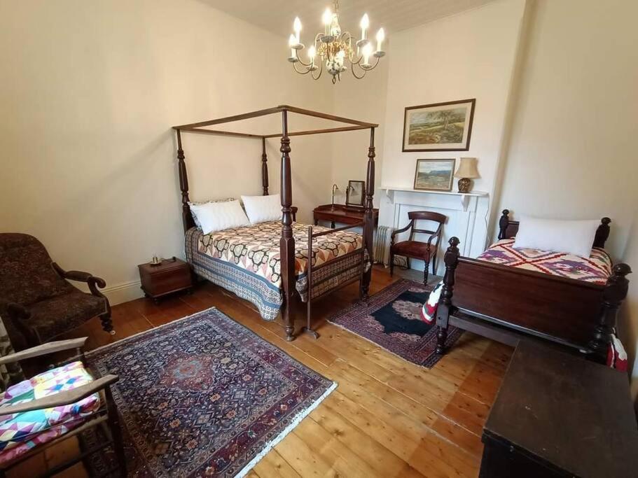 Brooklands -Main Farmhouse