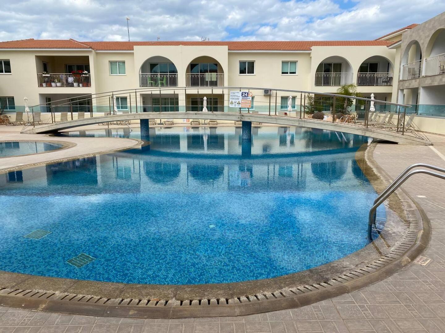 Cozy ground floor appartment with communal pool