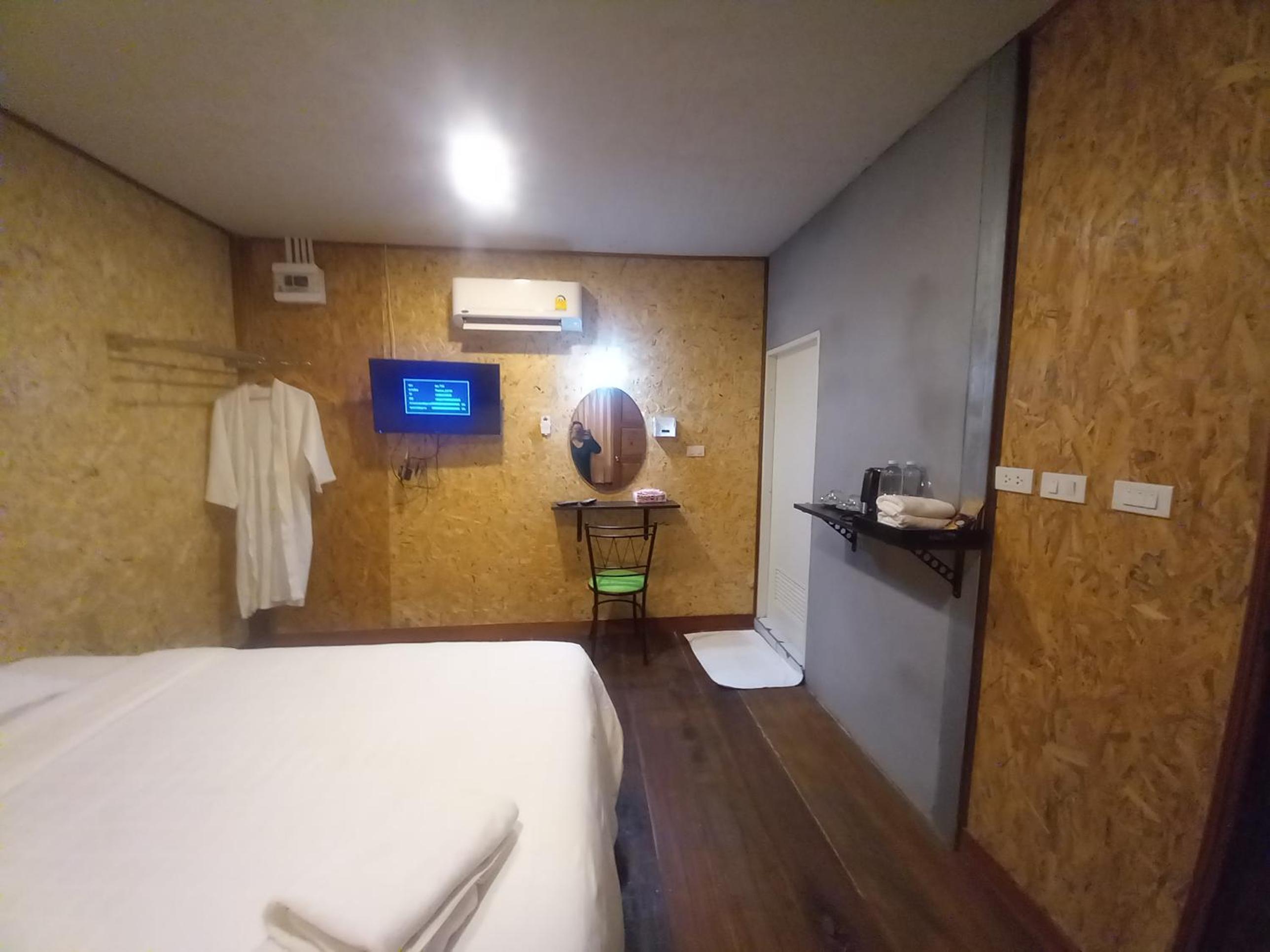 ฟาดิลบังกะโล Fadel bungalow