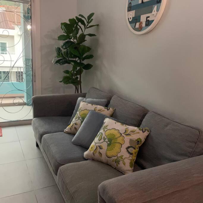 YouLuvHomestay 4BR for 16-18 Pax Gunung Rapat Ipoh photo 5