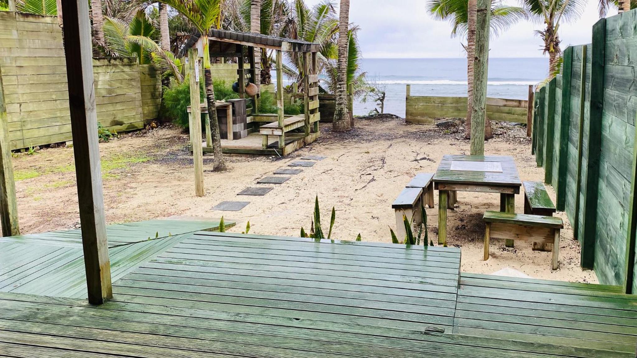 ShineAwayHomes - Family Beach Front central air con