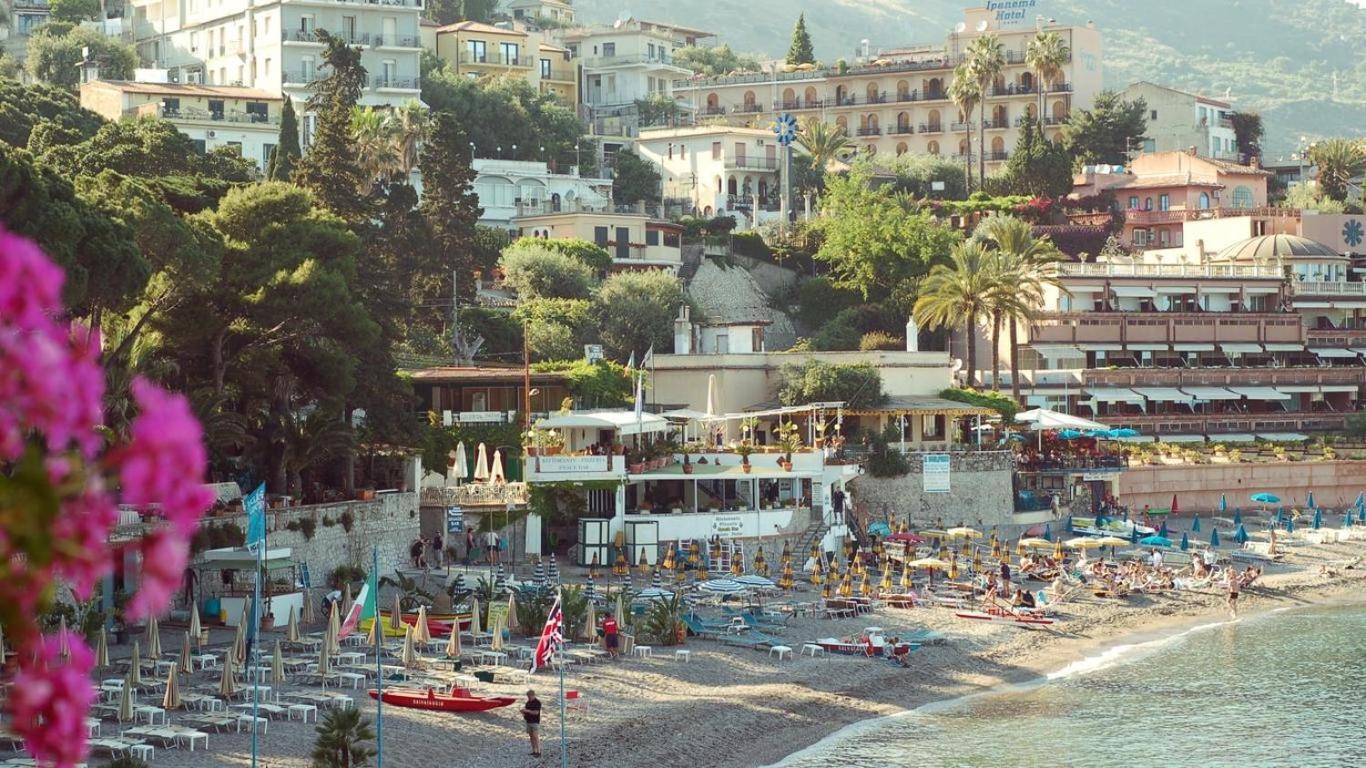 Taormina Beachfront Penthouse