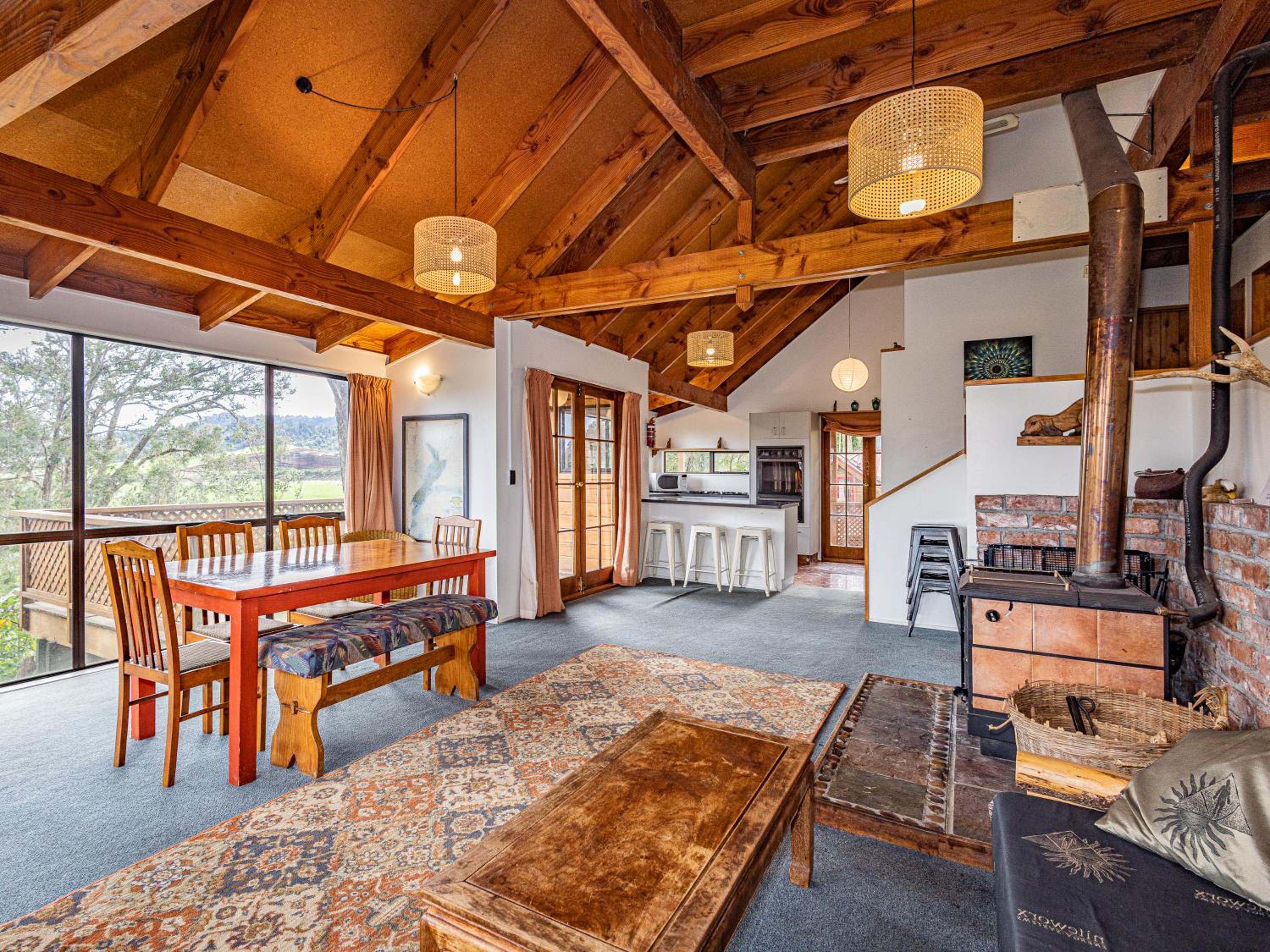 Mangawhero Tree House - Ohakune Holiday Home view 3