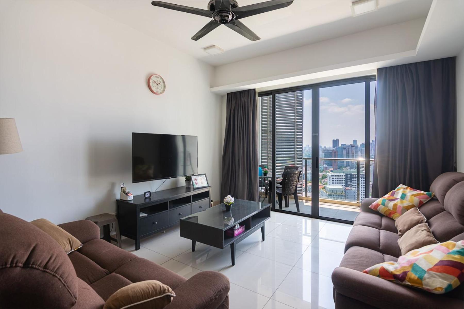 A Stylish High Floor 3BR Apt at Bukit Bintang