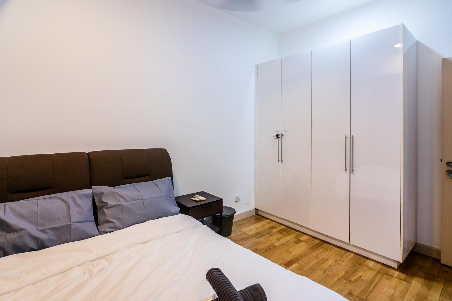 A Stylish High Floor 3BR Apt at Bukit Bintang