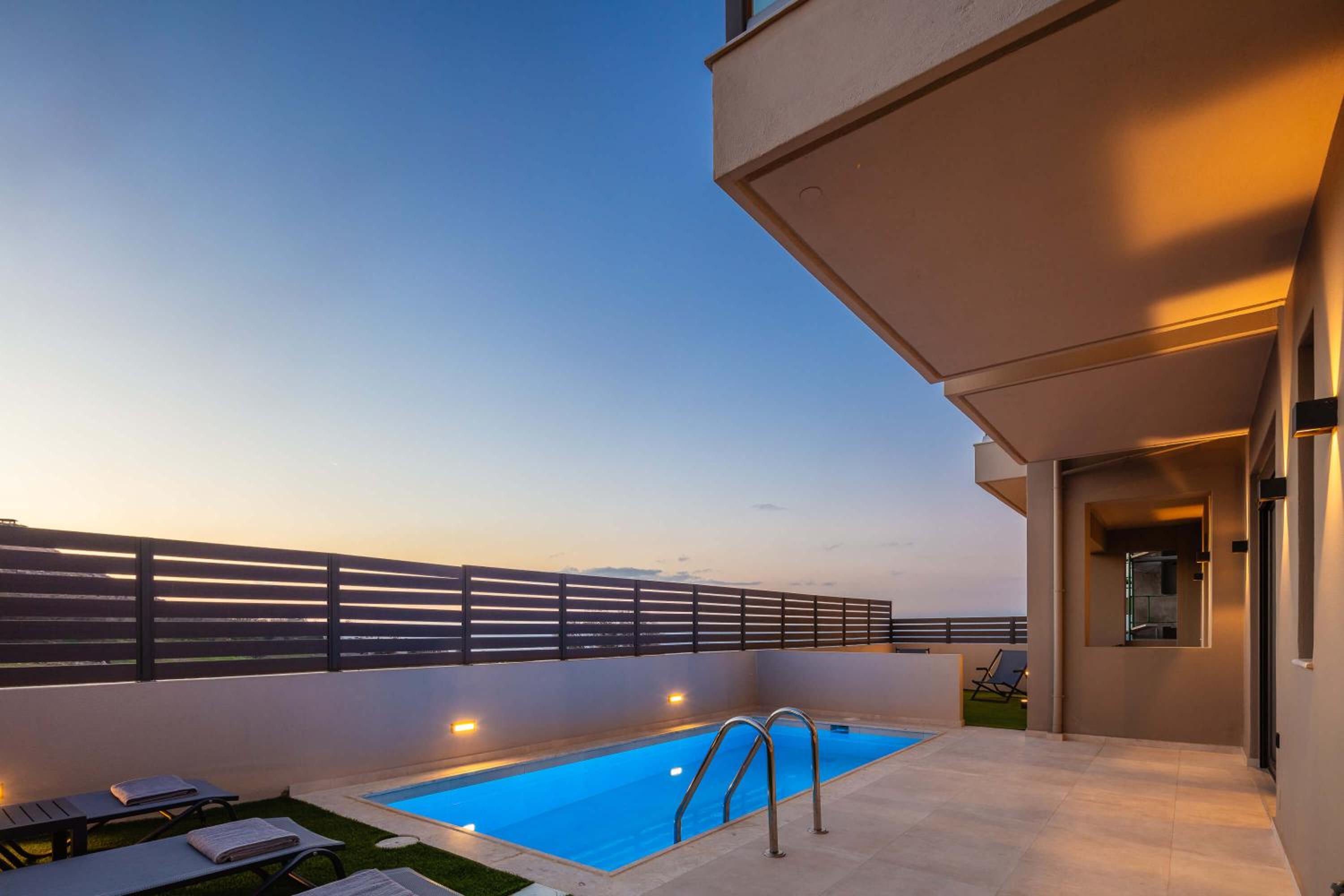 New Modern Villas with Private Pools and Walking distance to Beach