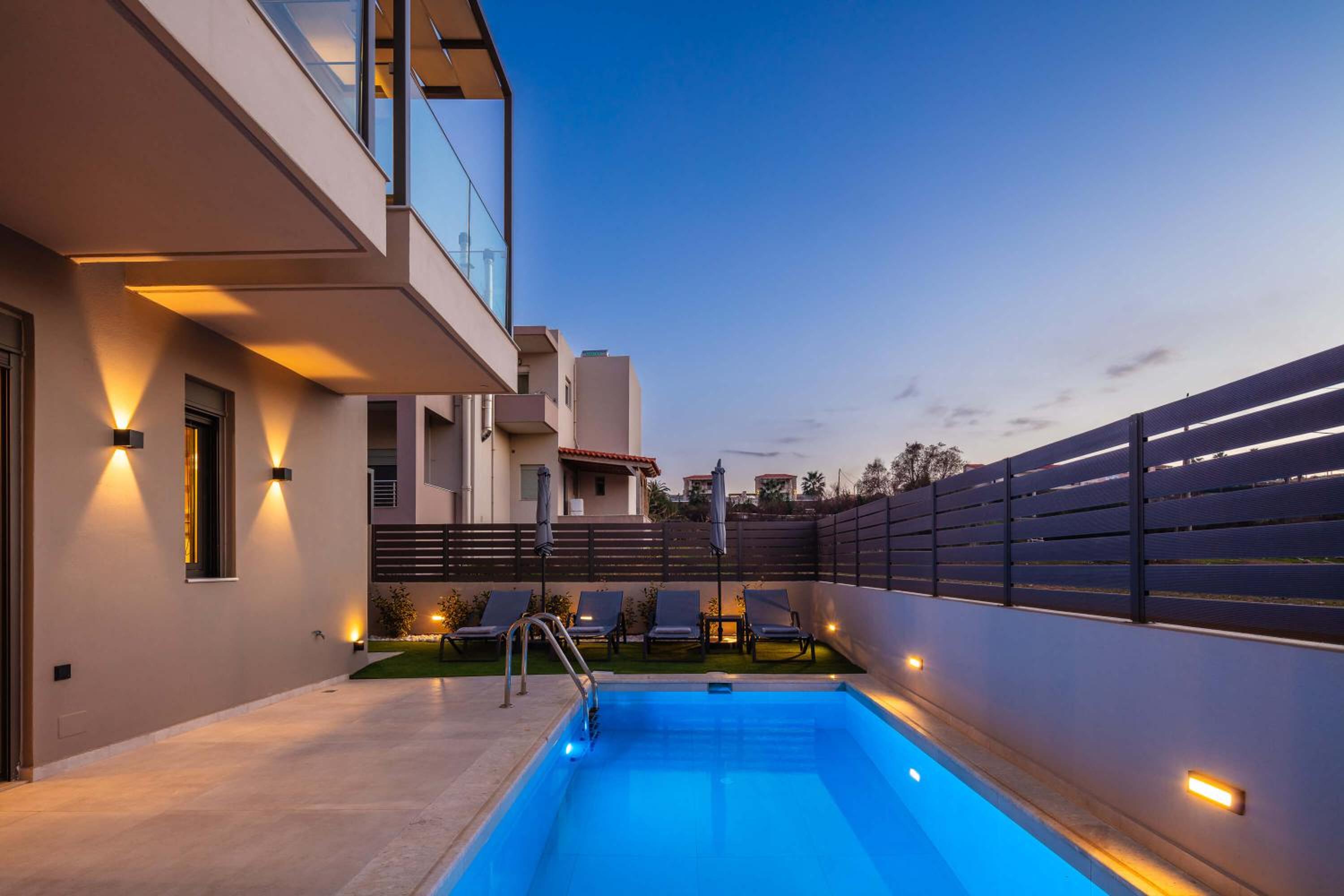 New Modern Villas with Private Pools and Walking distance to Beach