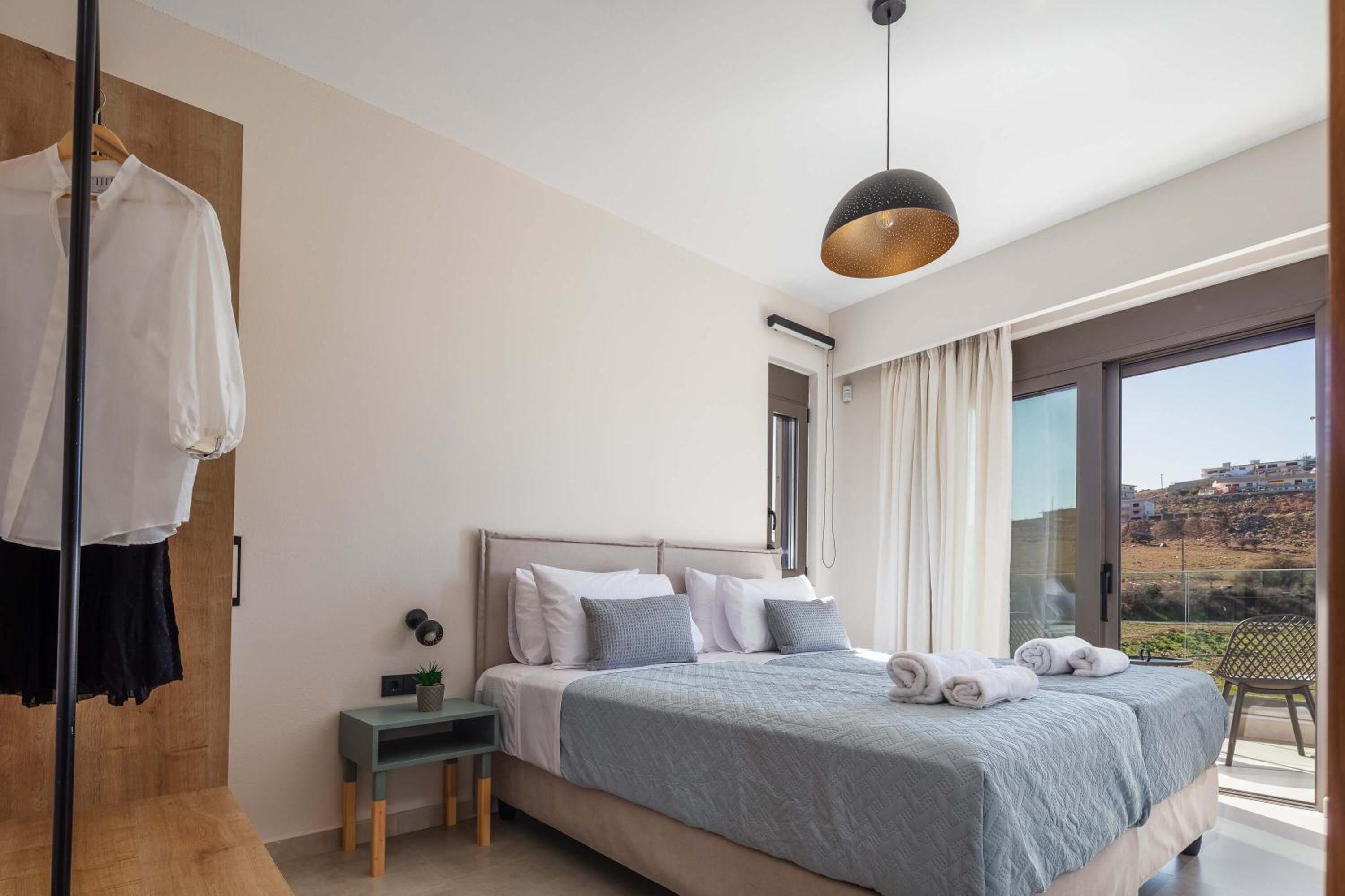 New Modern Villas with Private Pools and Walking distance to Beach
