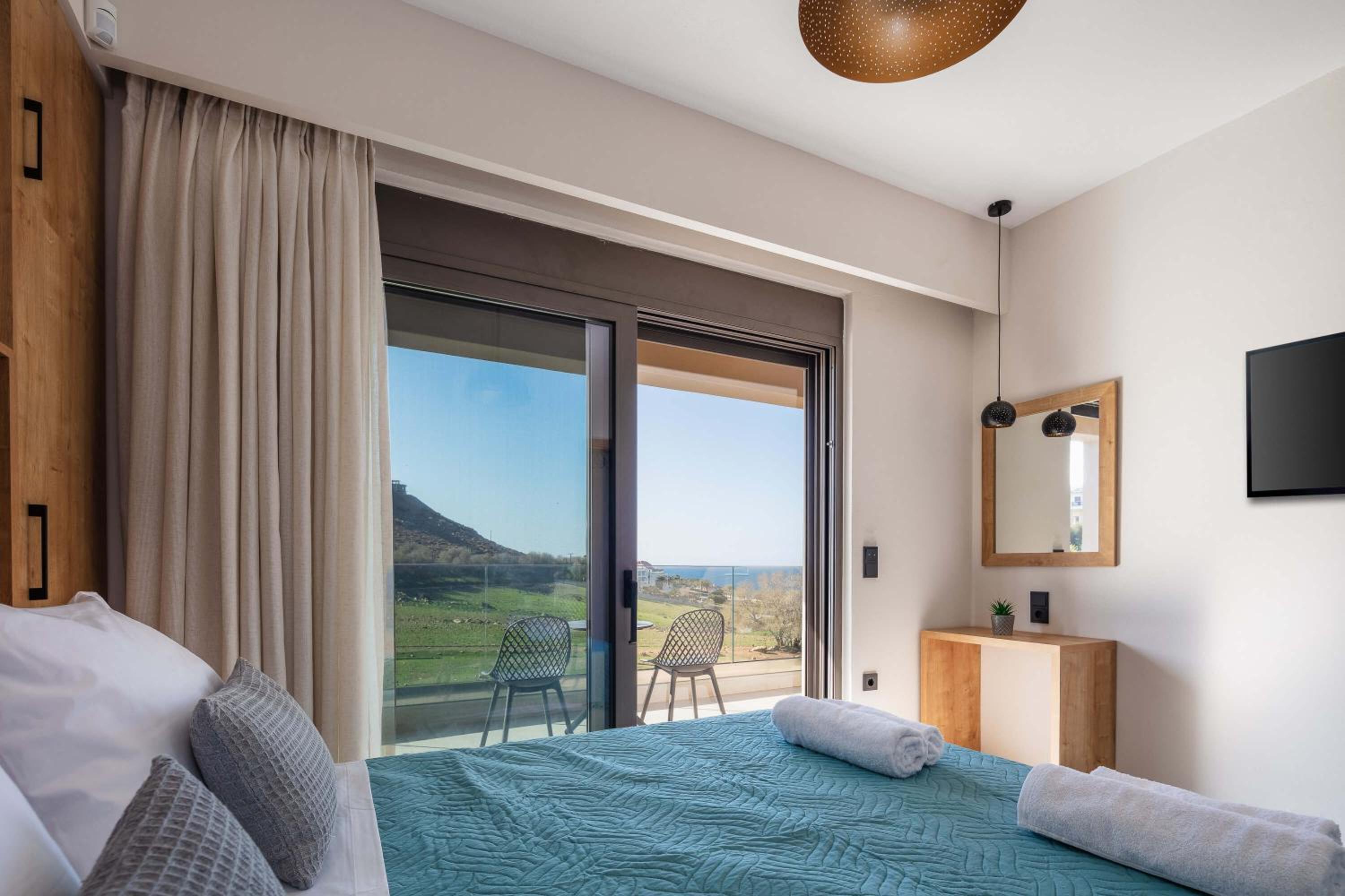 New Modern Villas with Private Pools and Walking distance to Beach