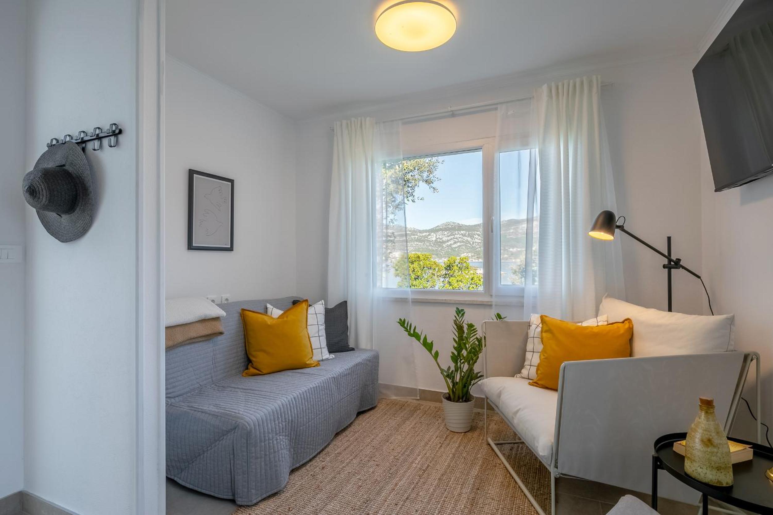 Seafront House on Island Korčula view 4