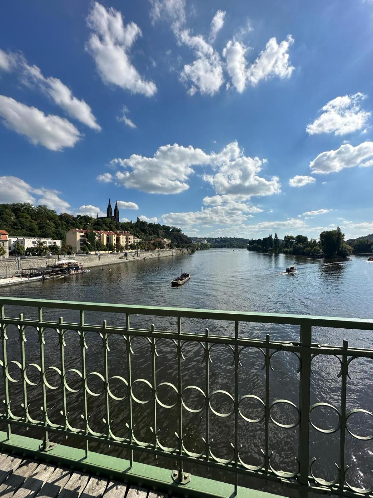 River View Apartment MANES