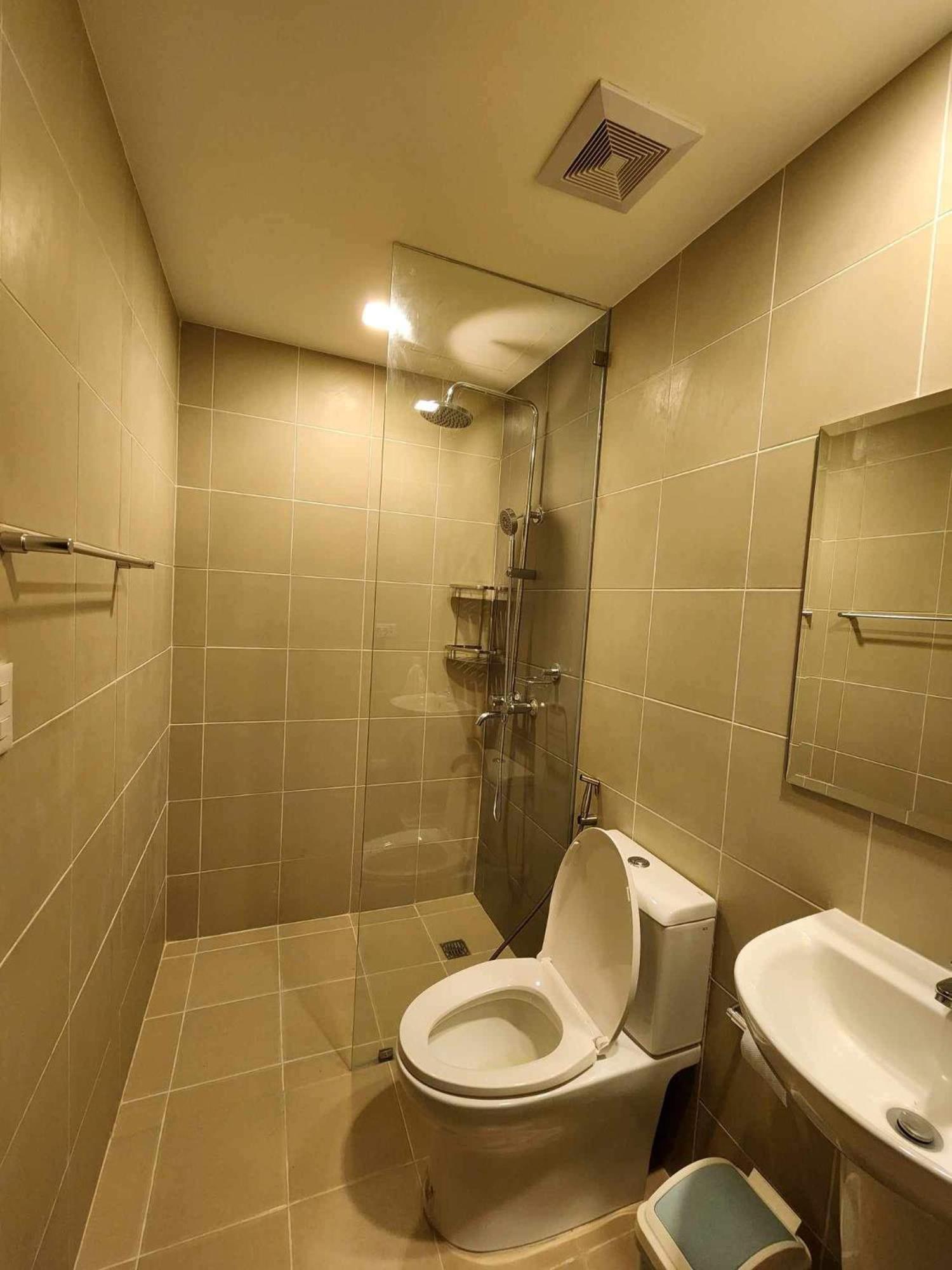 Cozy condo unit at The Palladium