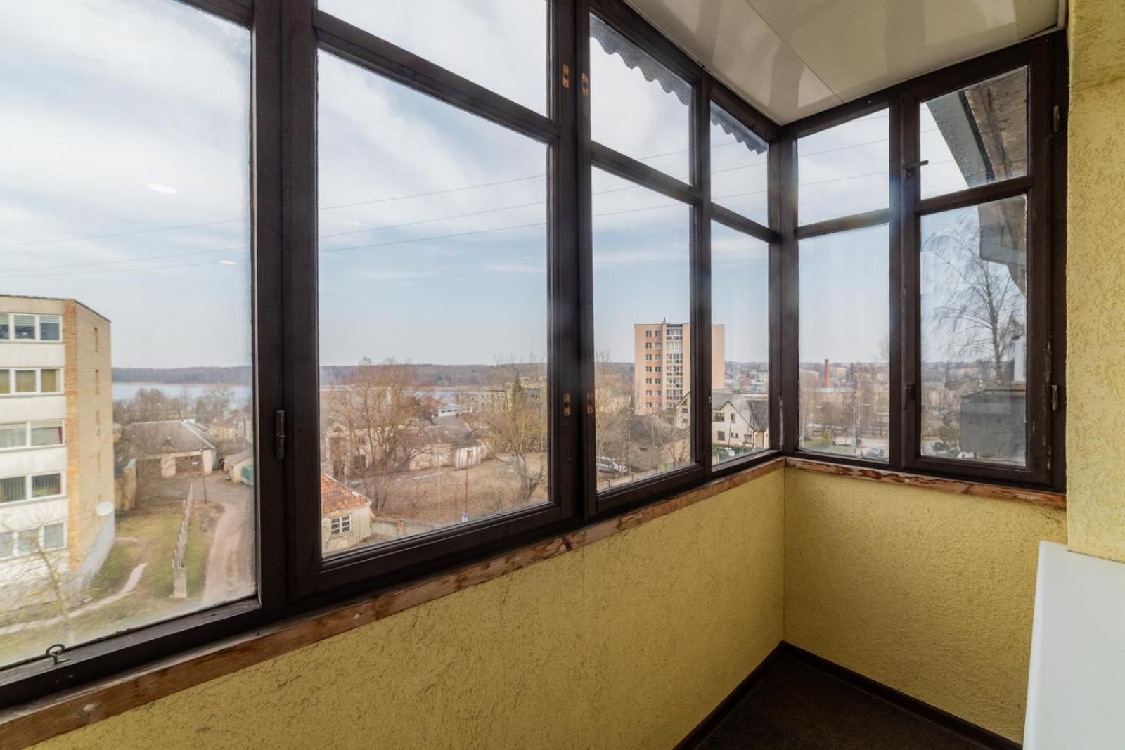 Hill Apartments