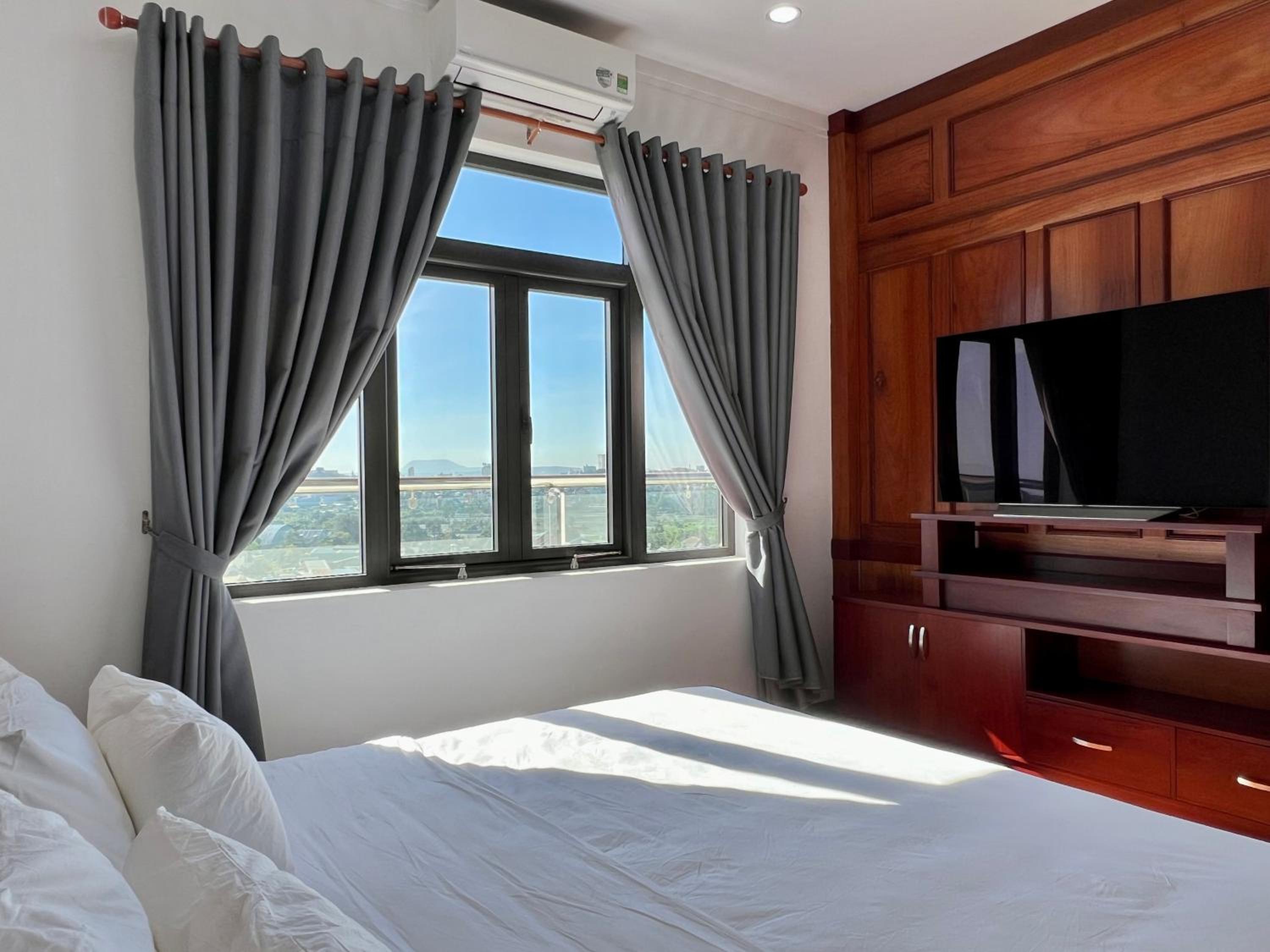 Đoàn Gia Luxury House view 3