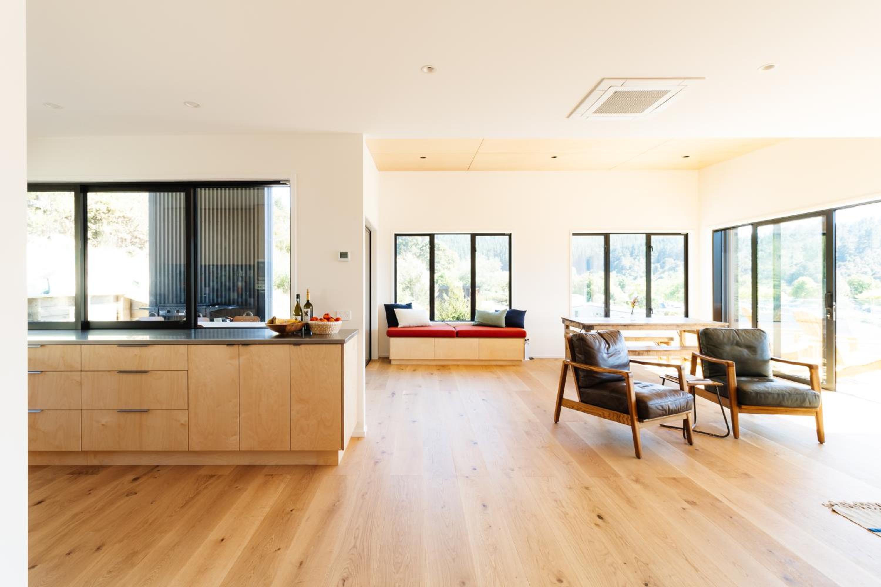KOTARE – Stunning Kaiteriteri Holiday Home view 3