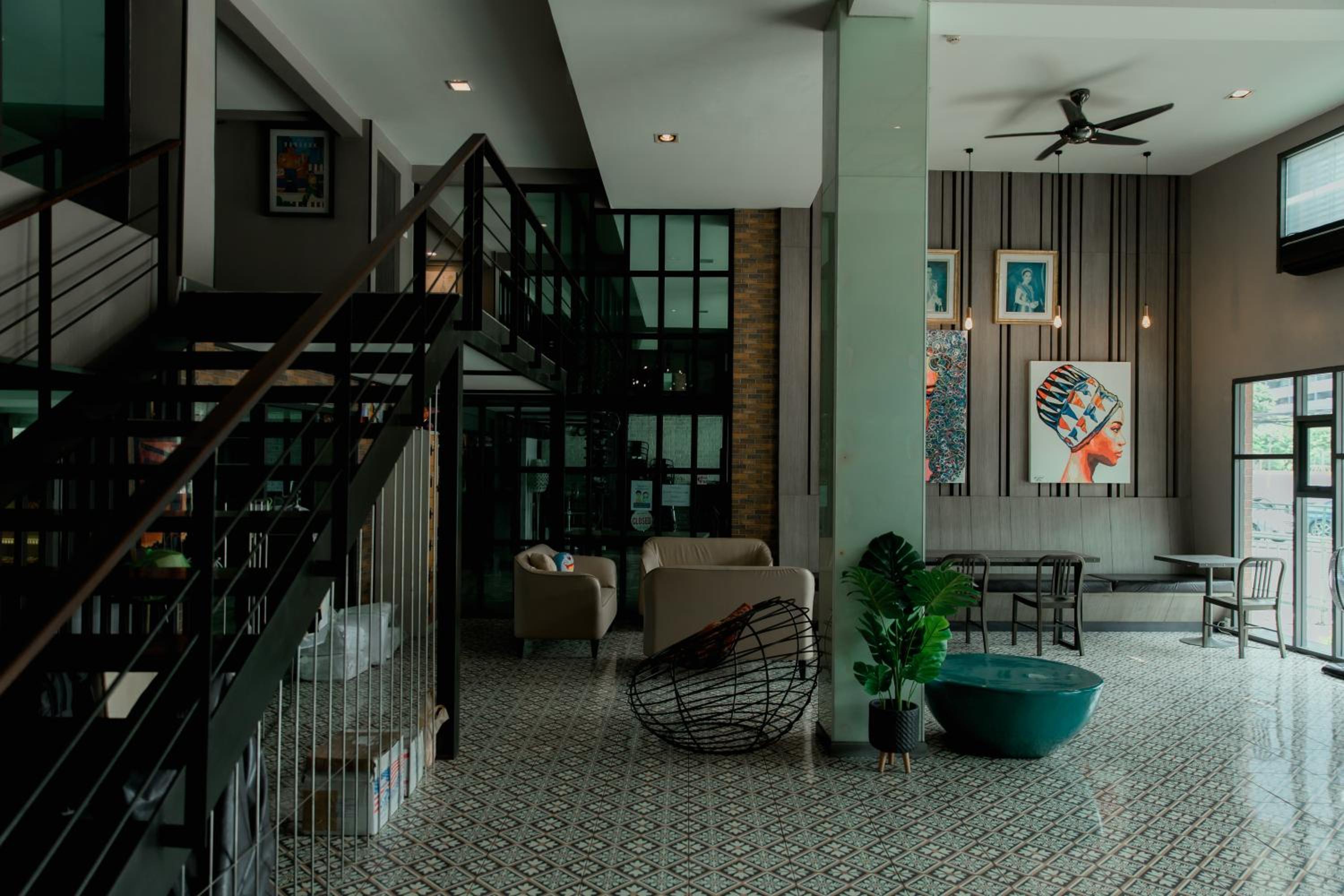 BB House Khlong Tan บีบีเฮ้าส์ คลองตัน